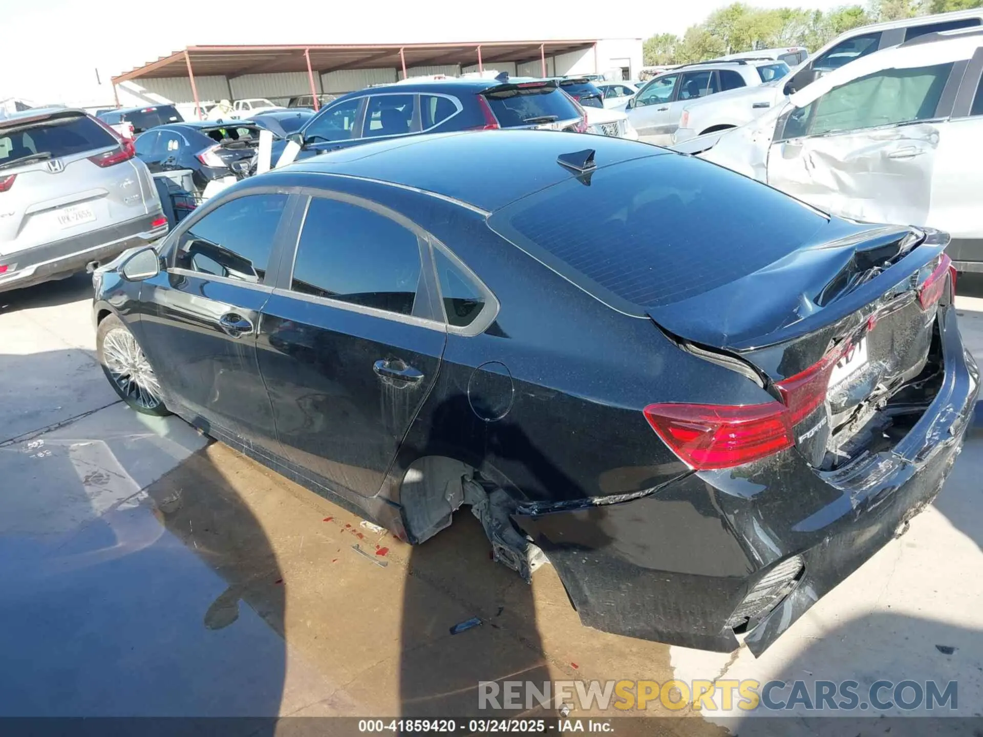 3 Photograph of a damaged car 3KPF54AD2RE757992 KIA FORTE 2024