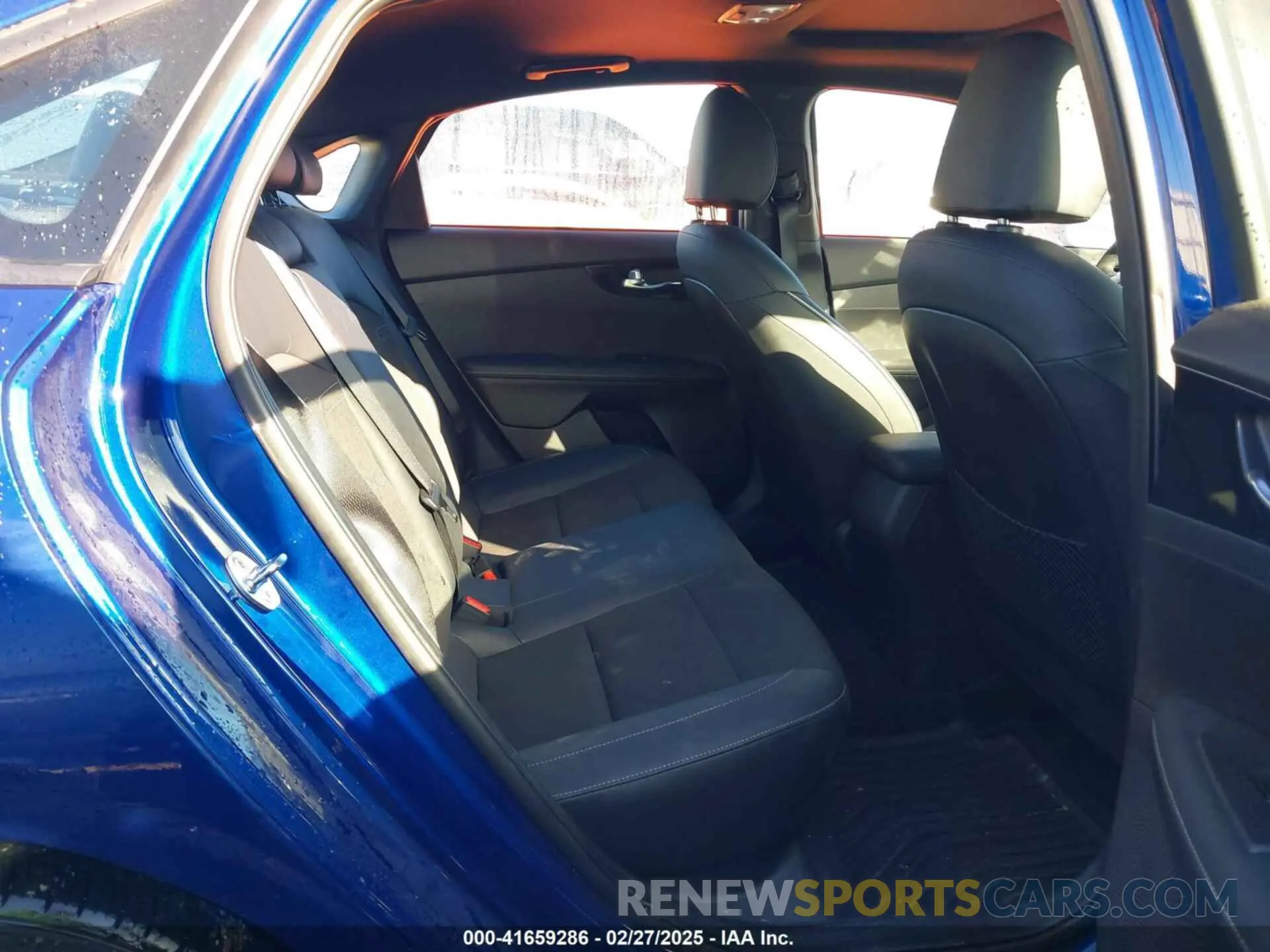 8 Photograph of a damaged car 3KPF54AD2RE792015 KIA FORTE 2024