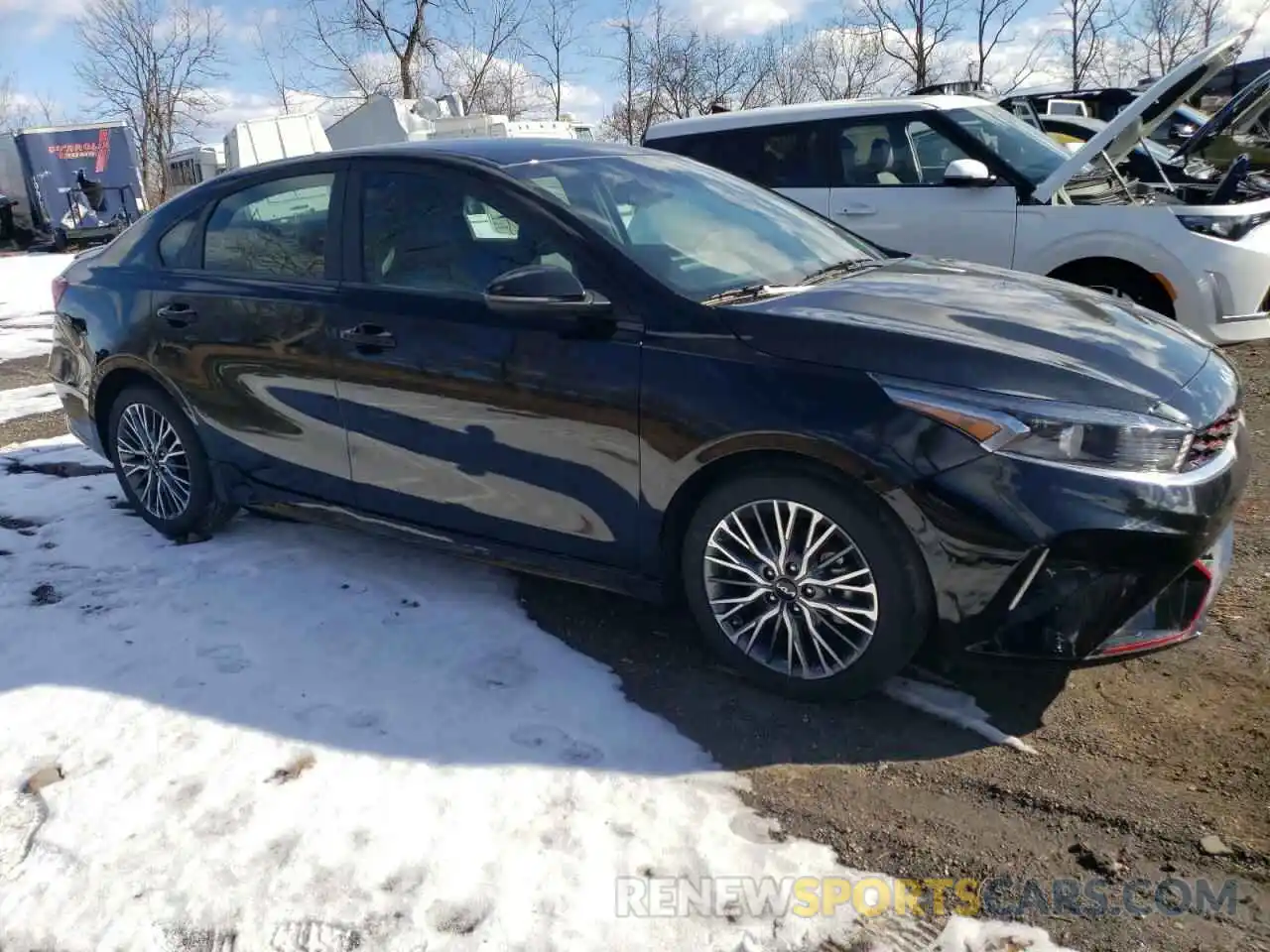 4 Photograph of a damaged car 3KPF54AD2RE815244 KIA FORTE 2024