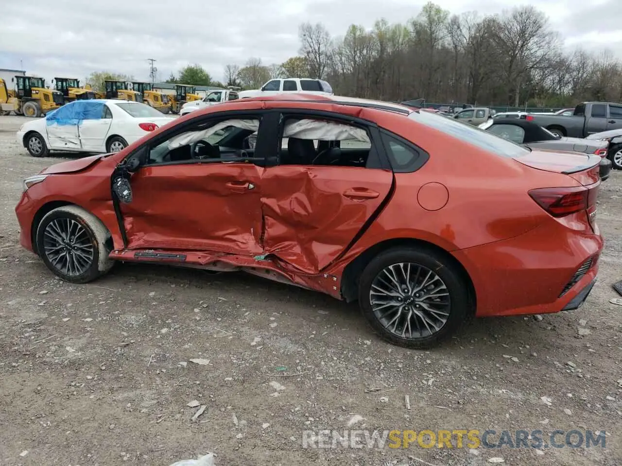 2 Photograph of a damaged car 3KPF54AD3RE716822 KIA FORTE 2024