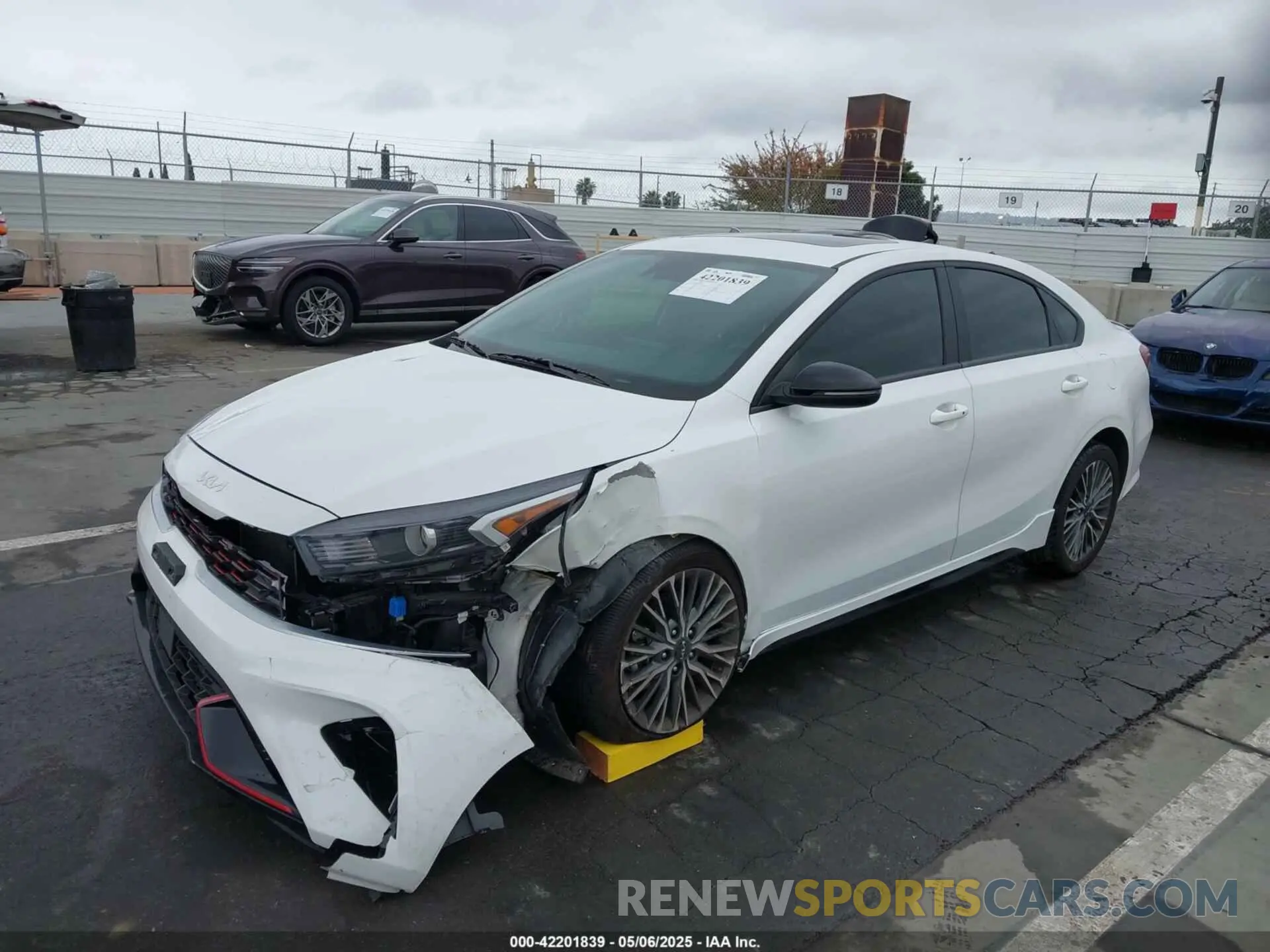 2 Photograph of a damaged car 3KPF54AD3RE788927 KIA FORTE 2024