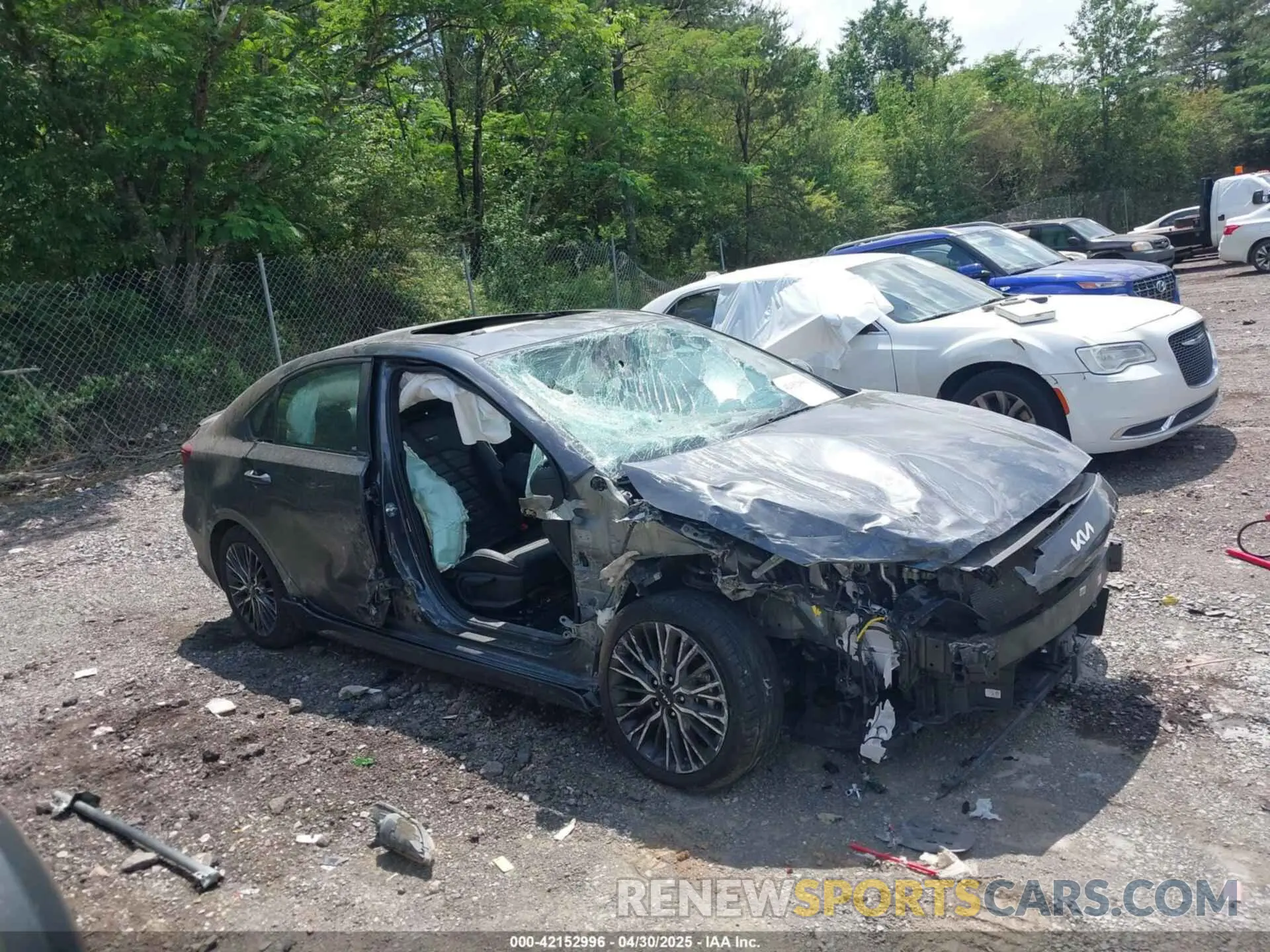 16 Photograph of a damaged car 3KPF54AD4RE713220 KIA FORTE 2024