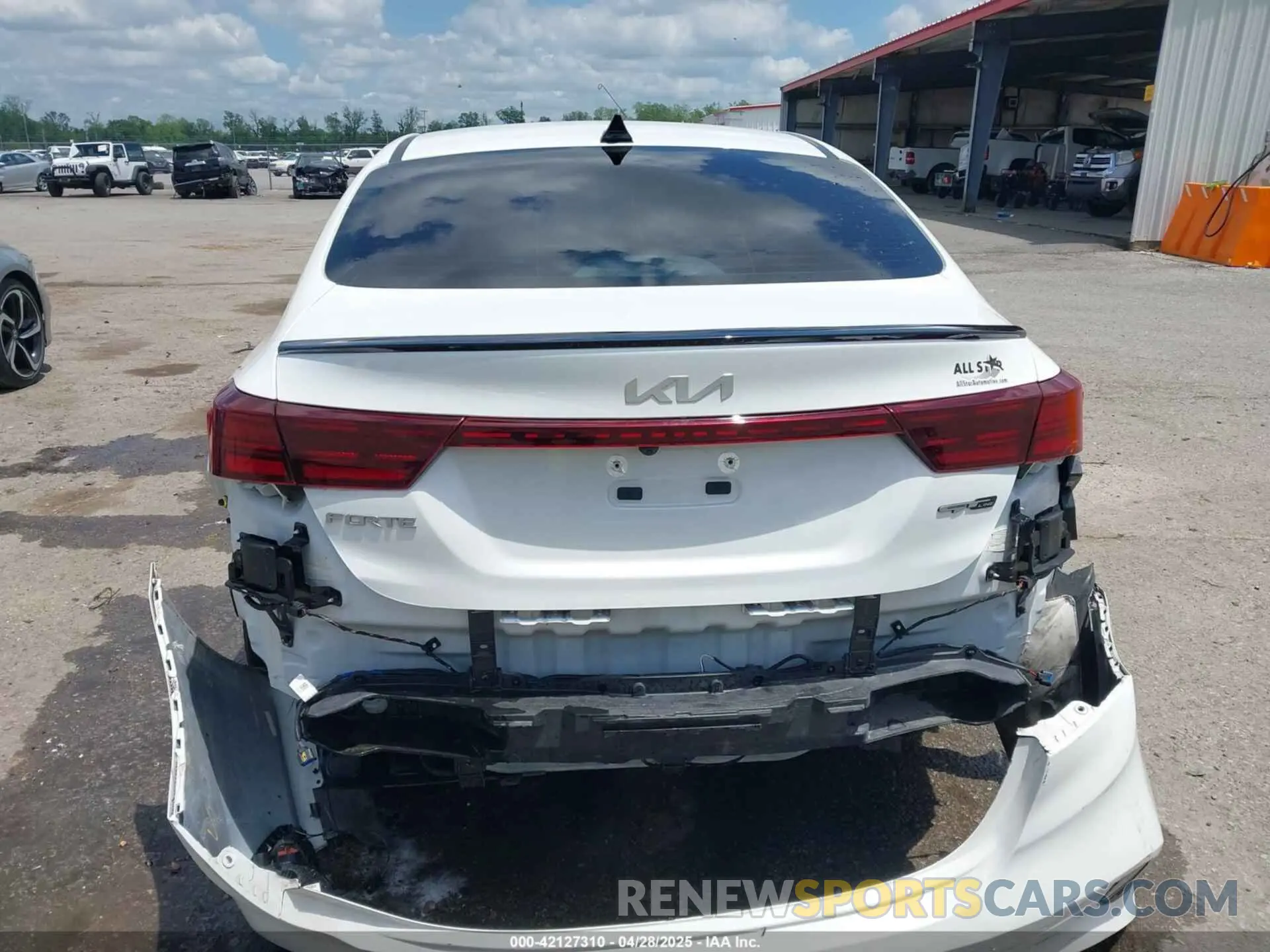 16 Photograph of a damaged car 3KPF54AD4RE730342 KIA FORTE 2024