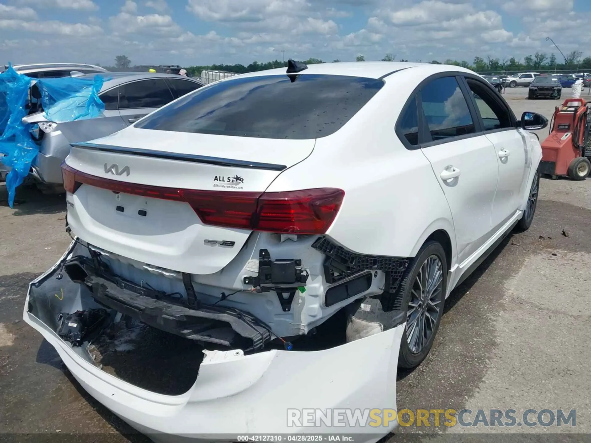4 Photograph of a damaged car 3KPF54AD4RE730342 KIA FORTE 2024