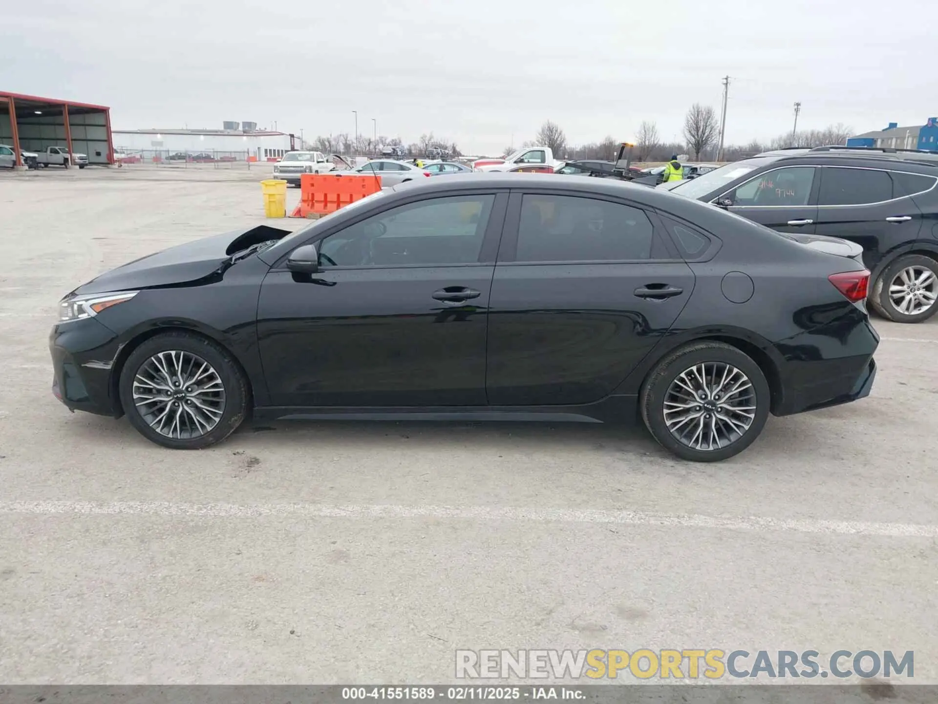 14 Photograph of a damaged car 3KPF54AD4RE739123 KIA FORTE 2024