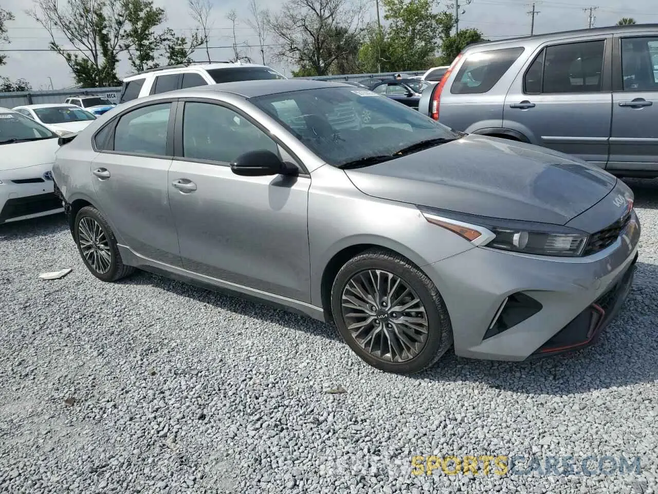 4 Photograph of a damaged car 3KPF54AD5RE806117 KIA FORTE 2024