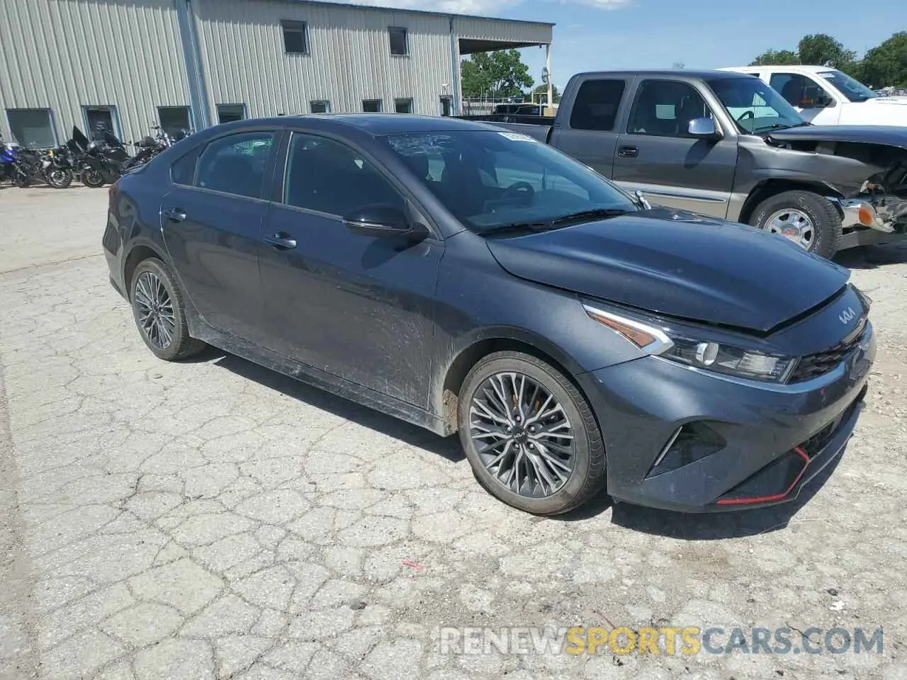 4 Photograph of a damaged car 3KPF54AD5RE835018 KIA FORTE 2024