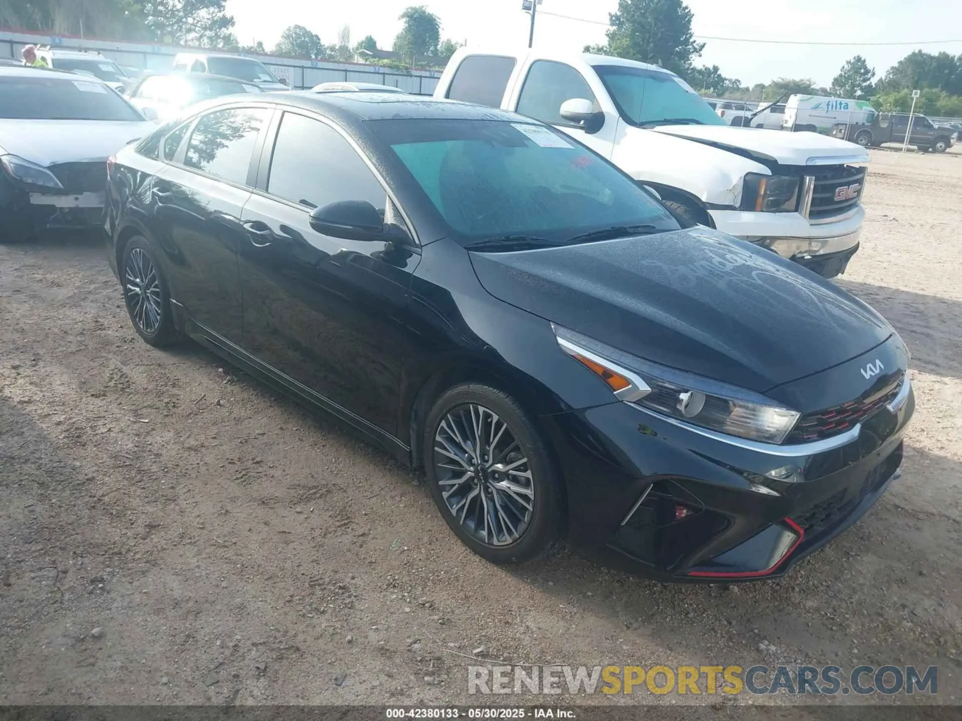 1 Photograph of a damaged car 3KPF54AD6RE720394 KIA FORTE 2024