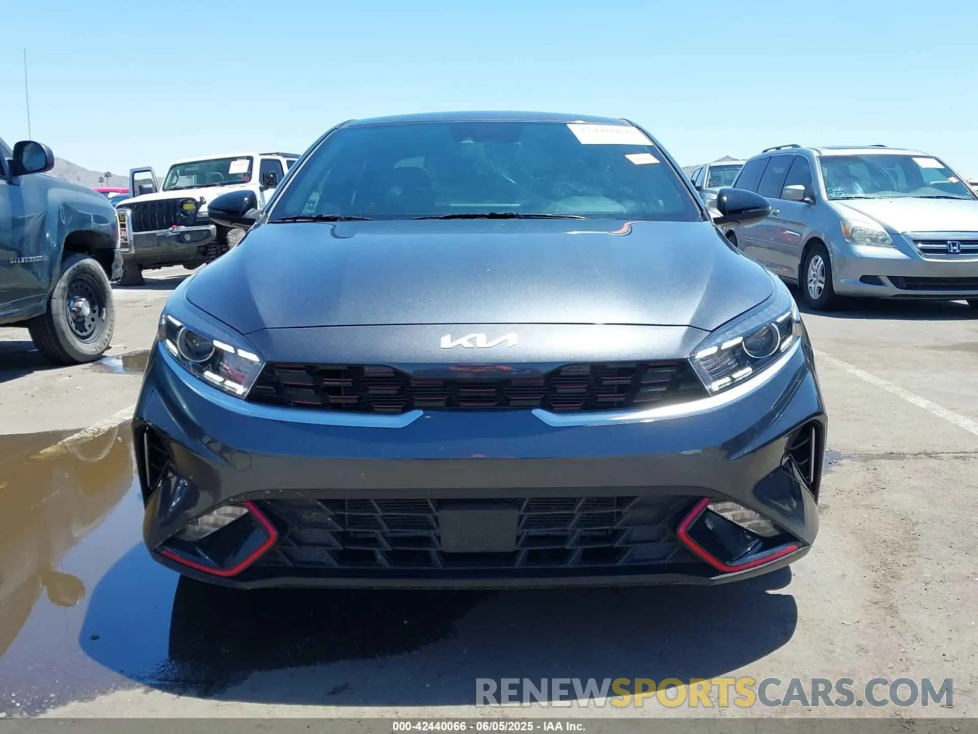 12 Photograph of a damaged car 3KPF54AD6RE804067 KIA FORTE 2024