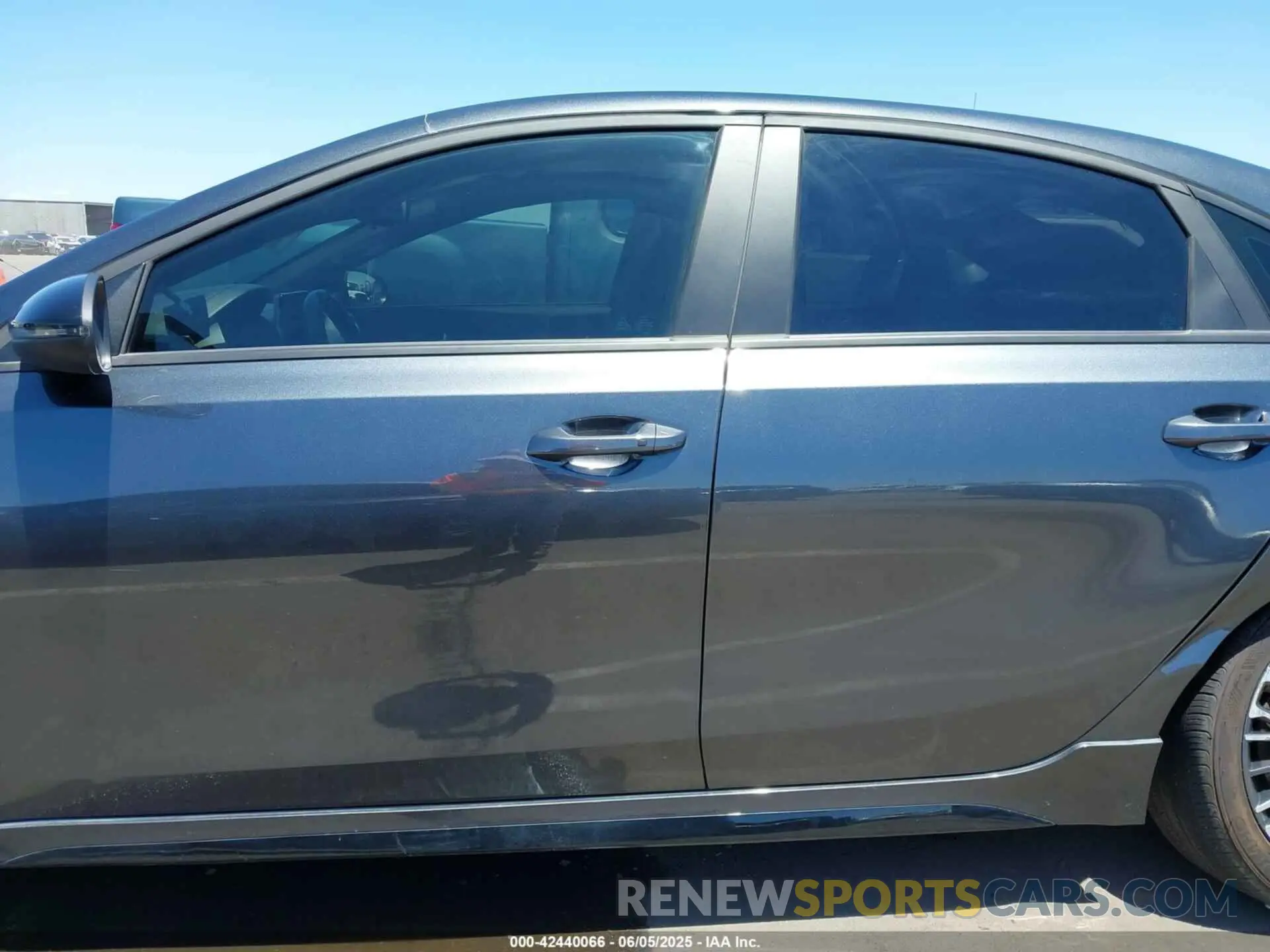 14 Photograph of a damaged car 3KPF54AD6RE804067 KIA FORTE 2024