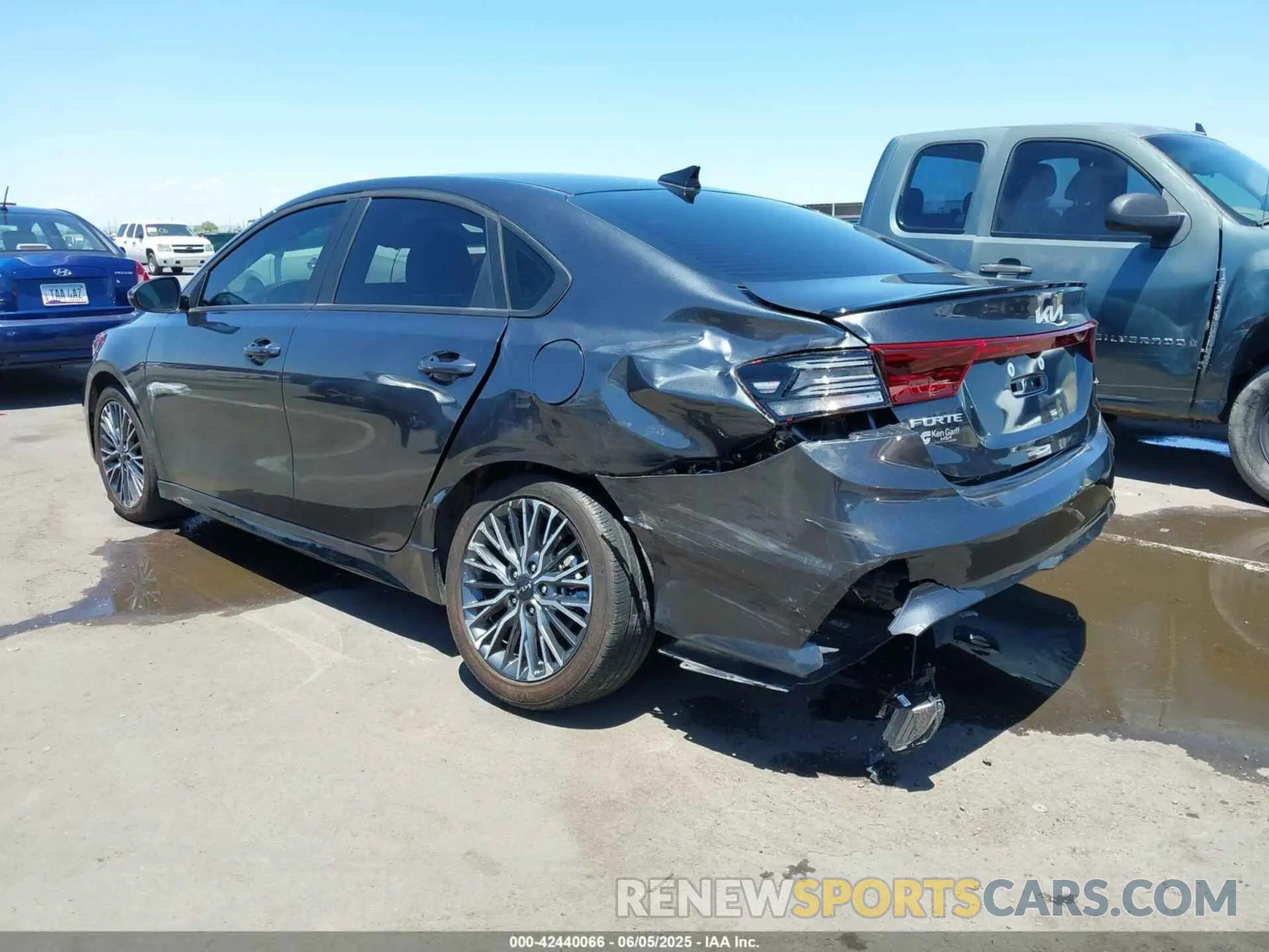 6 Photograph of a damaged car 3KPF54AD6RE804067 KIA FORTE 2024
