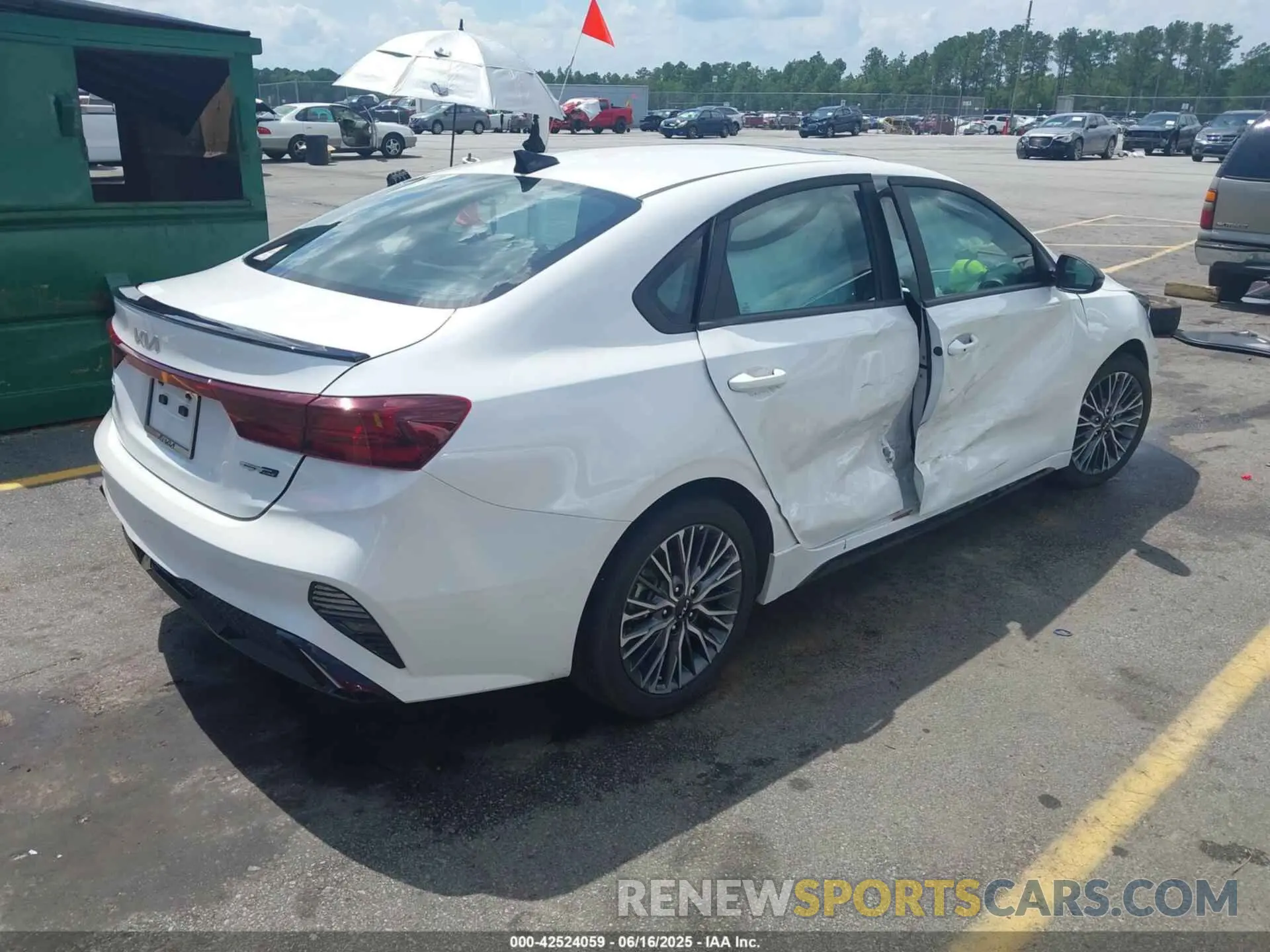 4 Photograph of a damaged car 3KPF54AD6RE824187 KIA FORTE 2024