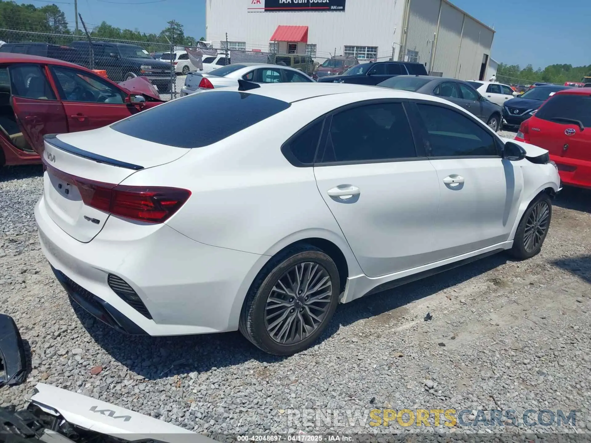 4 Photograph of a damaged car 3KPF54AD7RE692573 KIA FORTE 2024