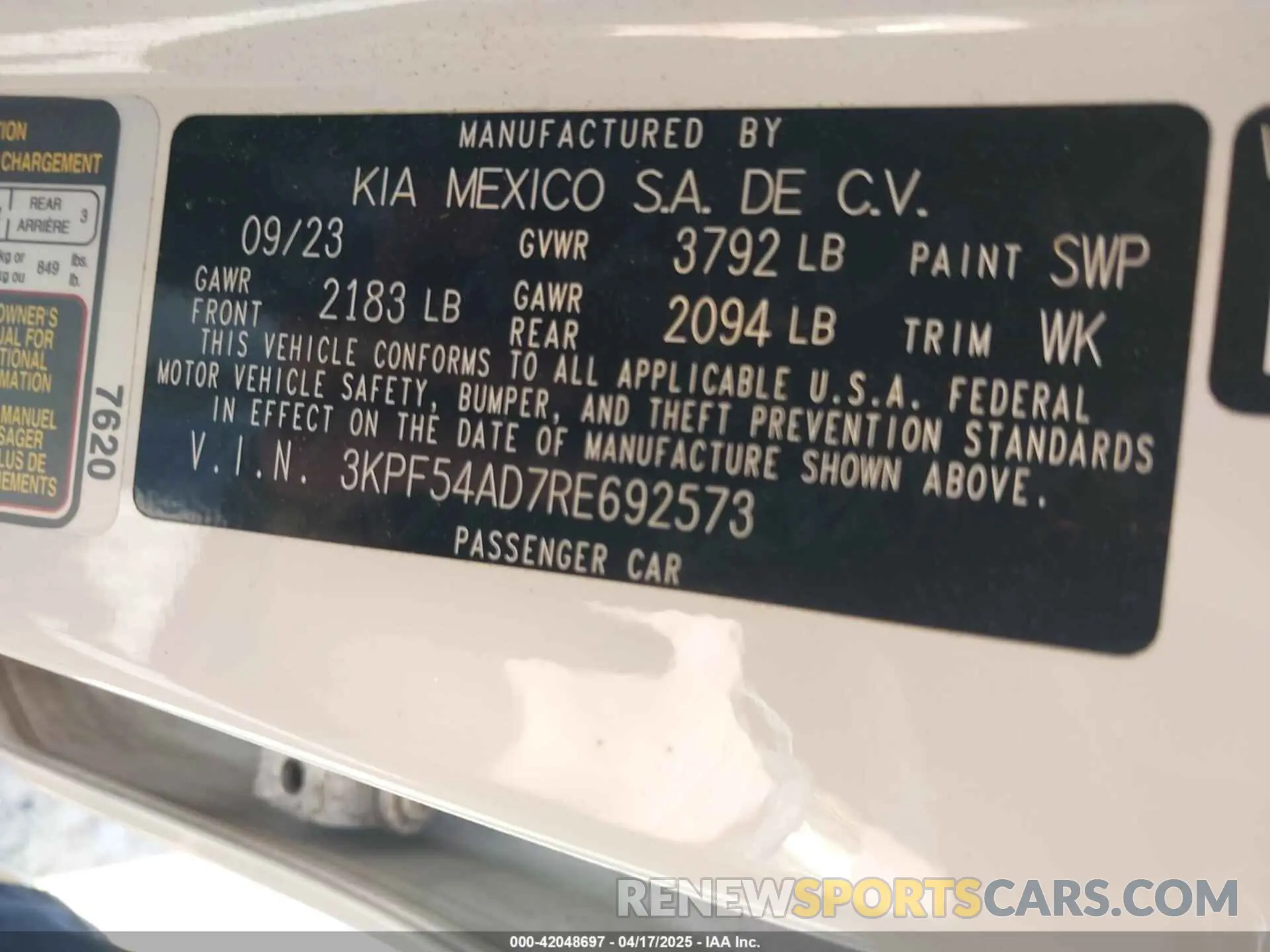 9 Photograph of a damaged car 3KPF54AD7RE692573 KIA FORTE 2024