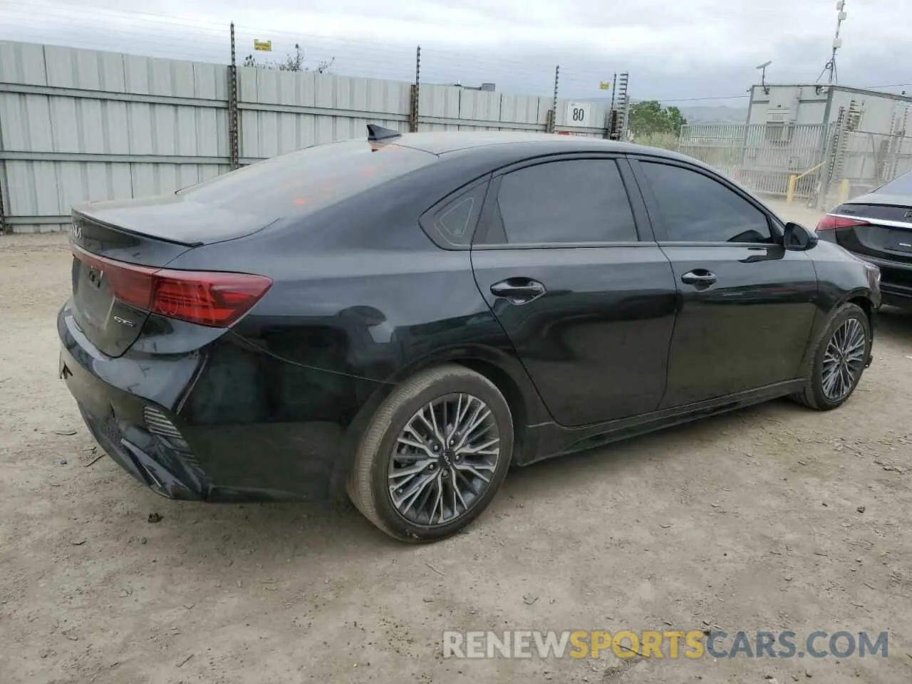 3 Photograph of a damaged car 3KPF54AD7RE693609 KIA FORTE 2024