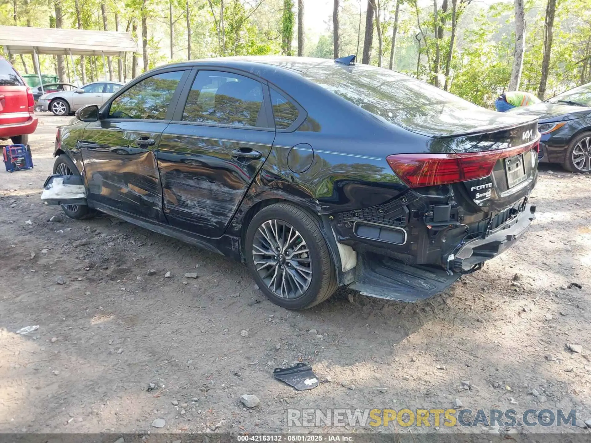 3 Photograph of a damaged car 3KPF54AD7RE701806 KIA FORTE 2024