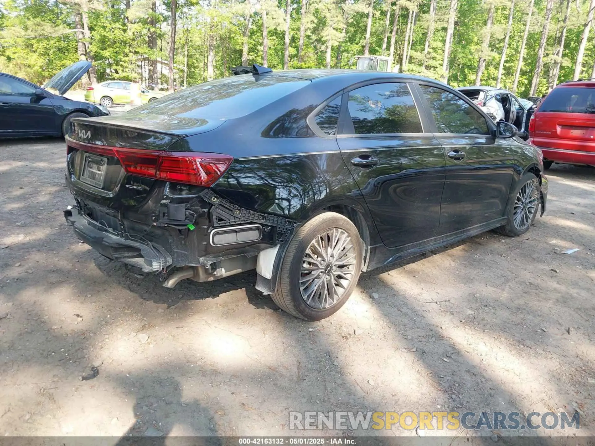 4 Photograph of a damaged car 3KPF54AD7RE701806 KIA FORTE 2024