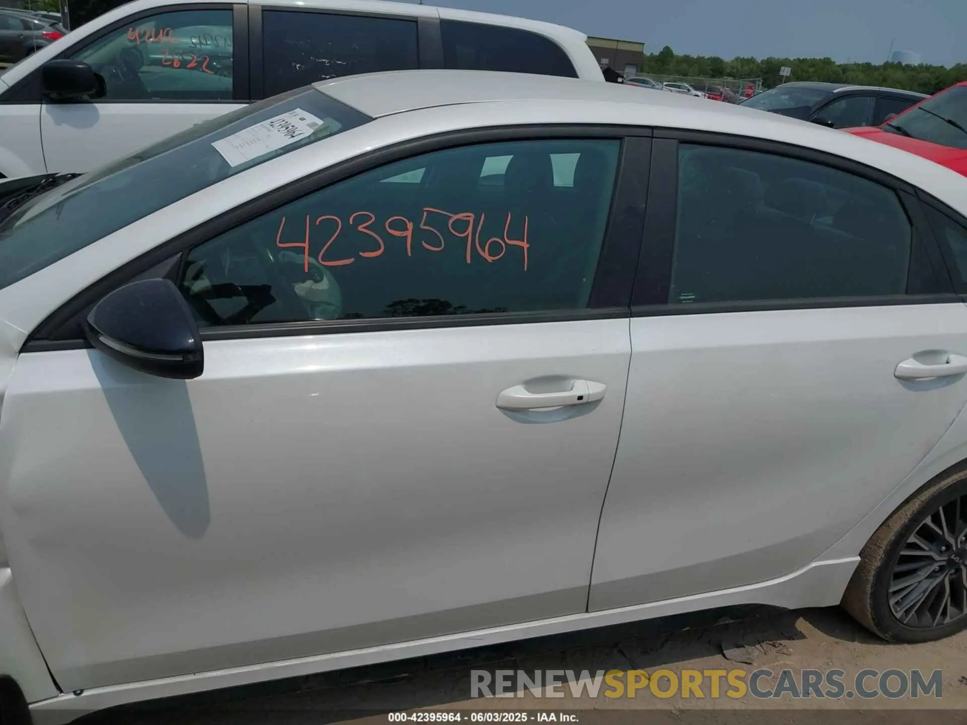 15 Photograph of a damaged car 3KPF54AD7RE717553 KIA FORTE 2024