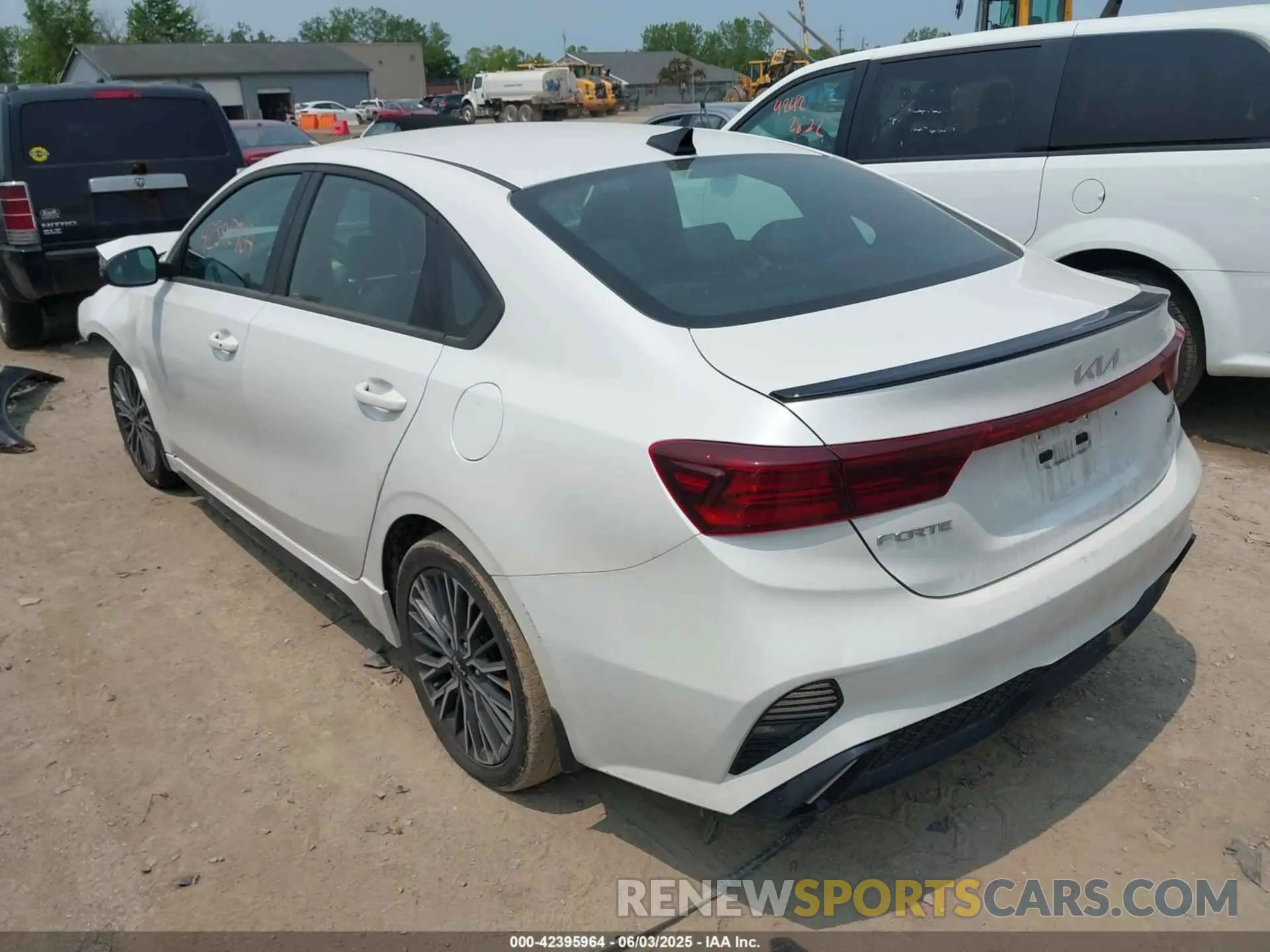 3 Photograph of a damaged car 3KPF54AD7RE717553 KIA FORTE 2024