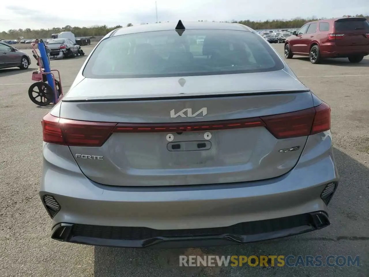 6 Photograph of a damaged car 3KPF54AD7RE719030 KIA FORTE 2024