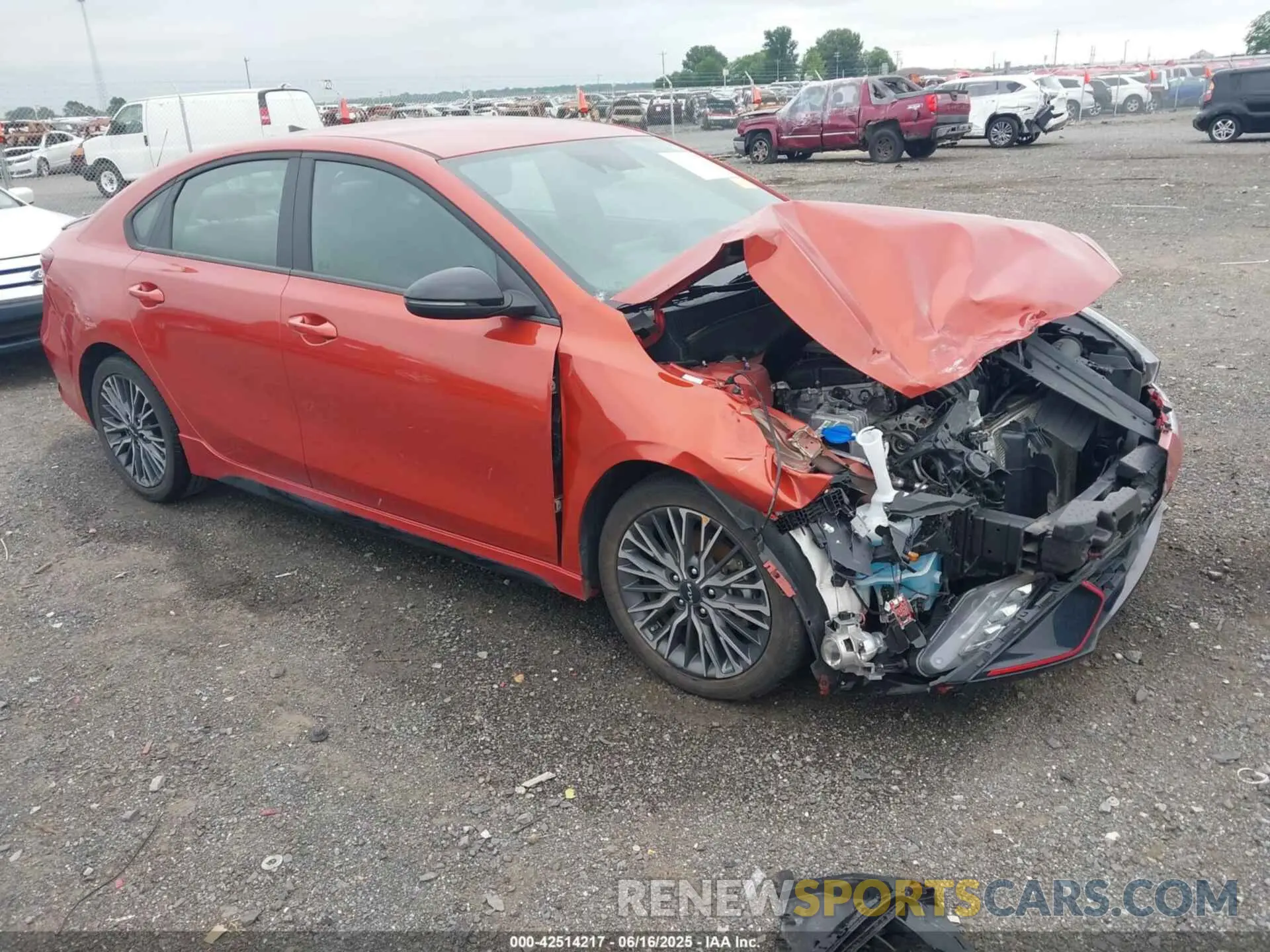 1 Photograph of a damaged car 3KPF54AD7RE736524 KIA FORTE 2024