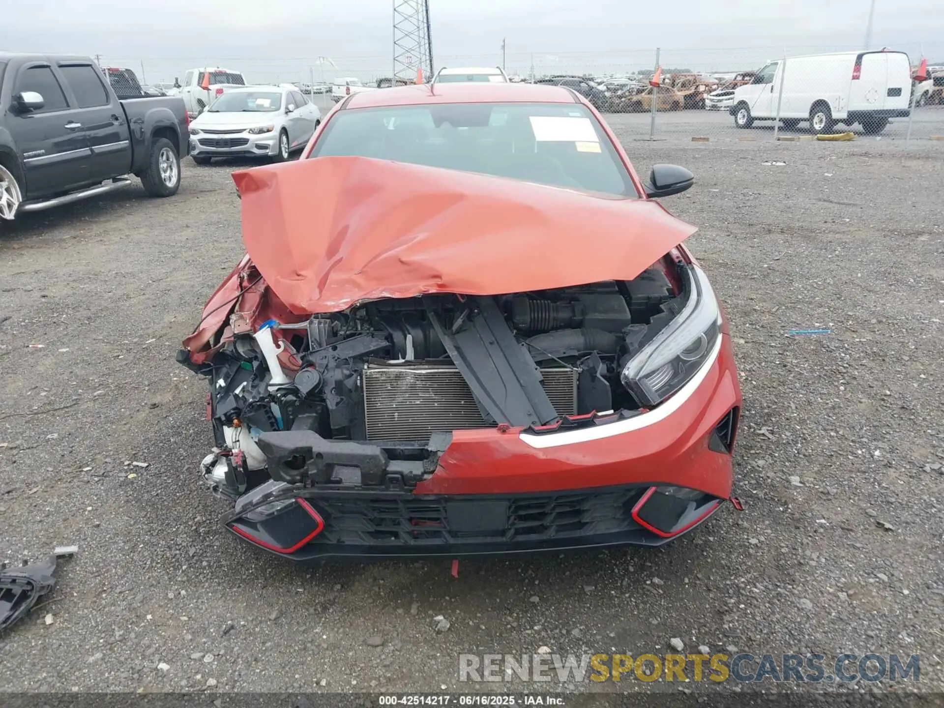 12 Photograph of a damaged car 3KPF54AD7RE736524 KIA FORTE 2024