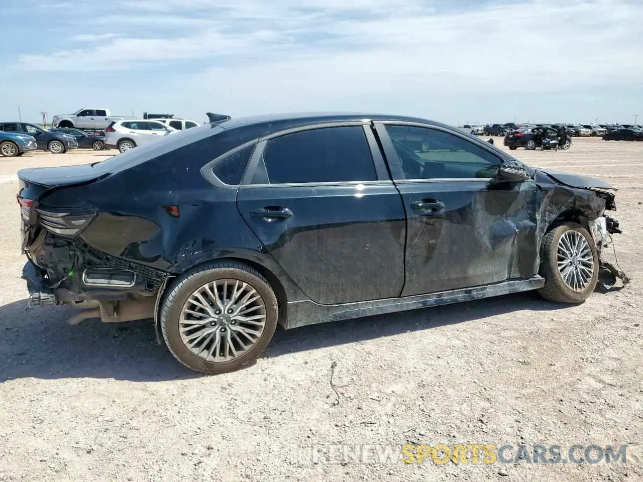 3 Photograph of a damaged car 3KPF54AD7RE753694 KIA FORTE 2024