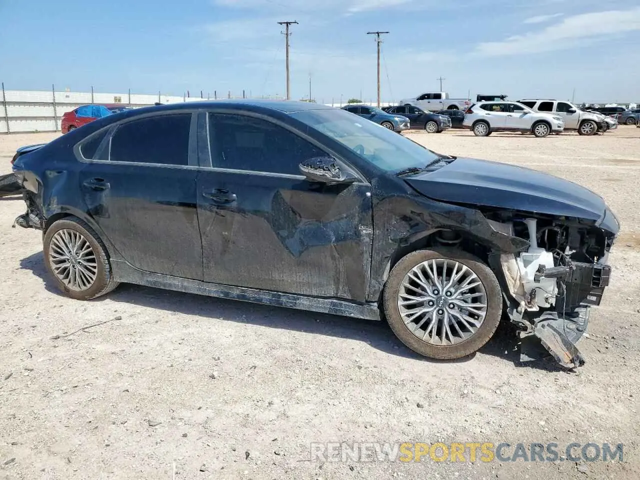 4 Photograph of a damaged car 3KPF54AD7RE753694 KIA FORTE 2024