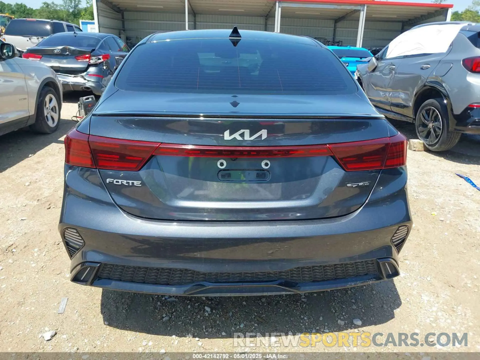 17 Photograph of a damaged car 3KPF54AD8RE715682 KIA FORTE 2024