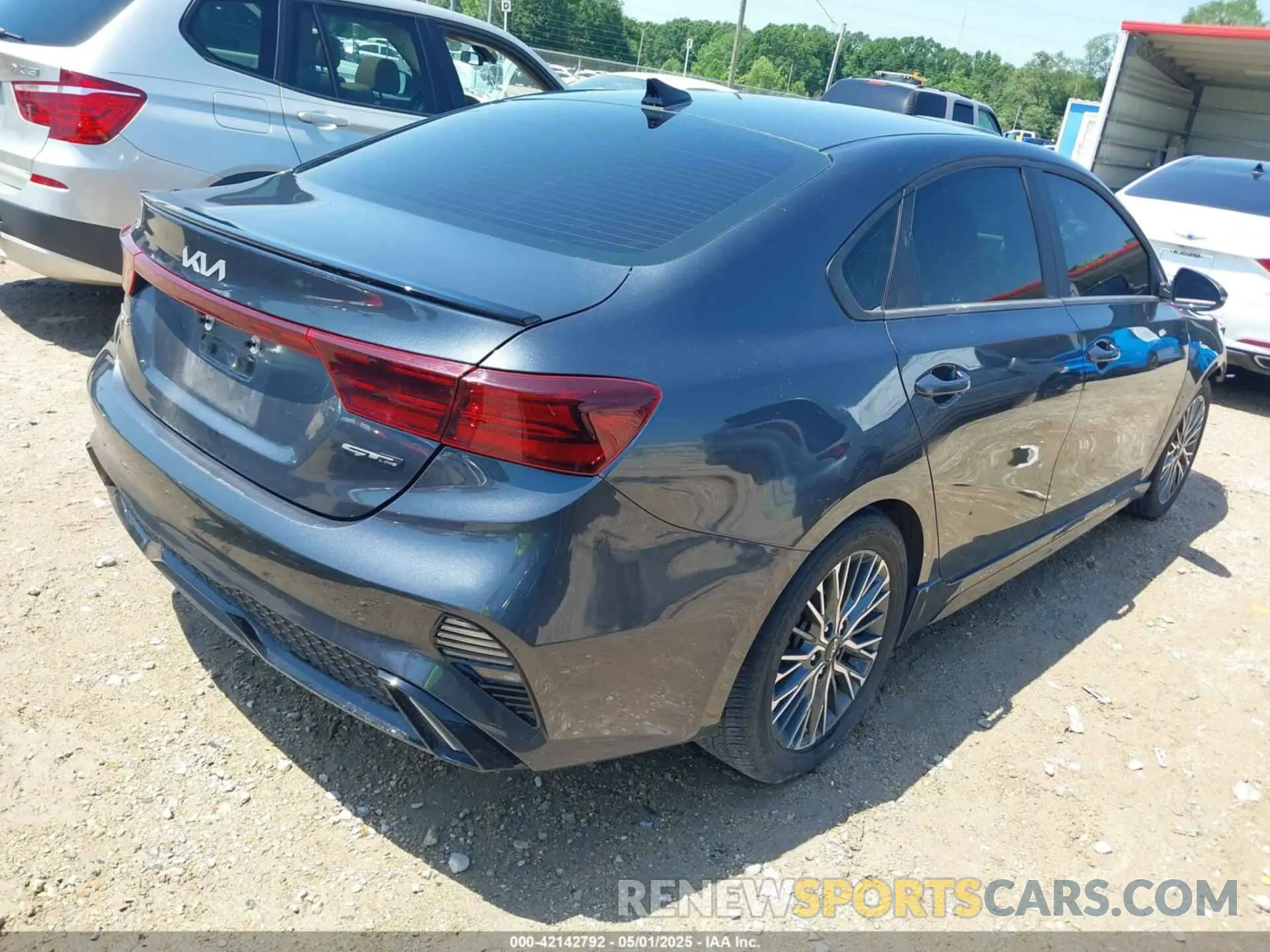 4 Photograph of a damaged car 3KPF54AD8RE715682 KIA FORTE 2024