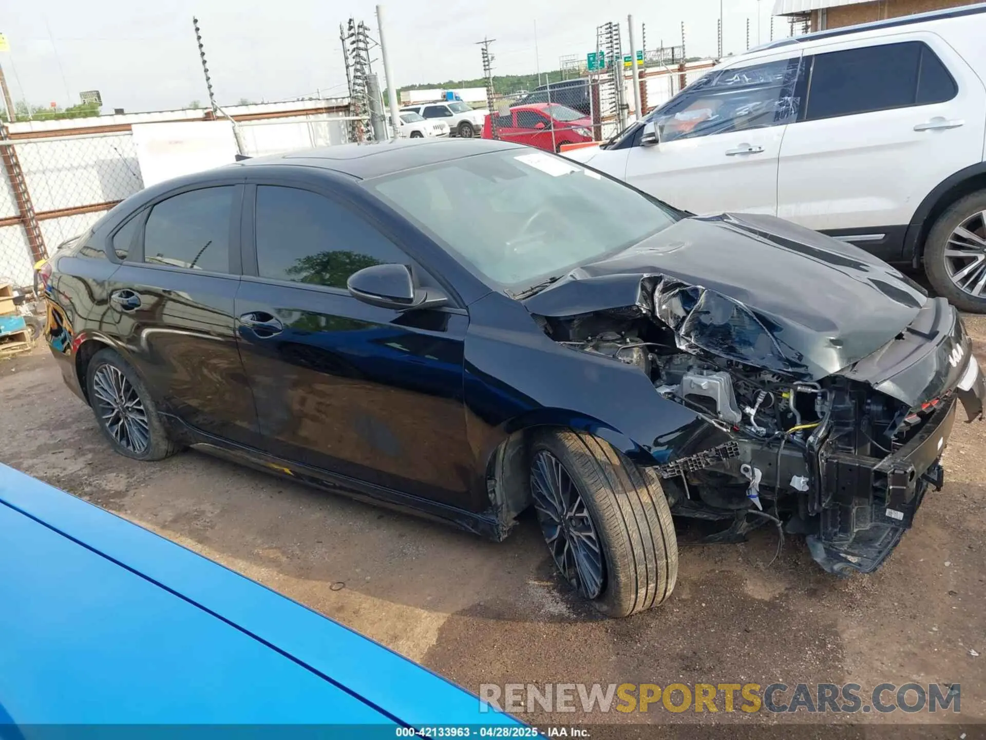 14 Photograph of a damaged car 3KPF54AD8RE716248 KIA FORTE 2024