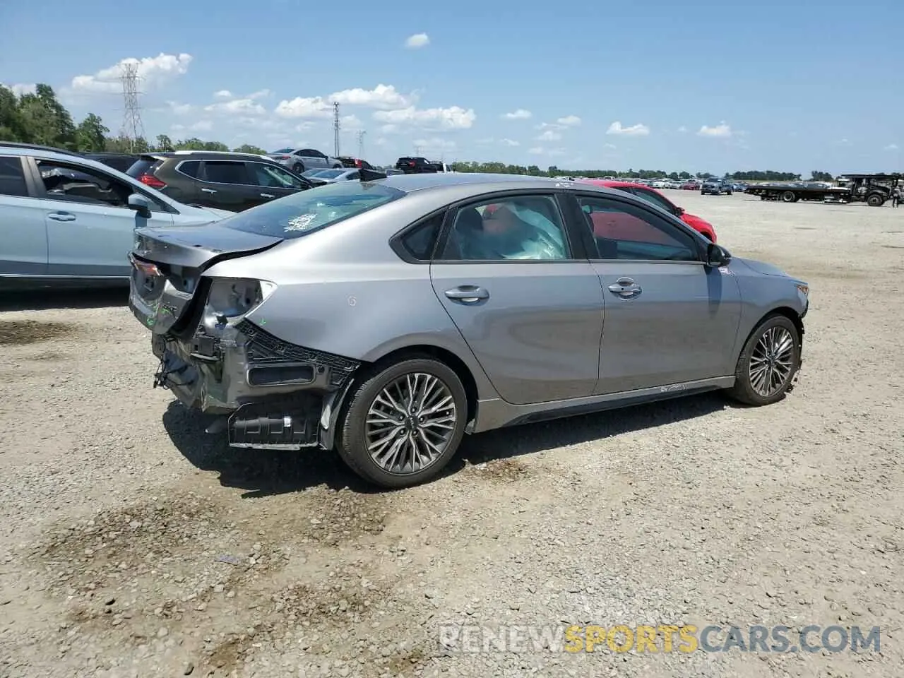 3 Photograph of a damaged car 3KPF54AD8RE725161 KIA FORTE 2024