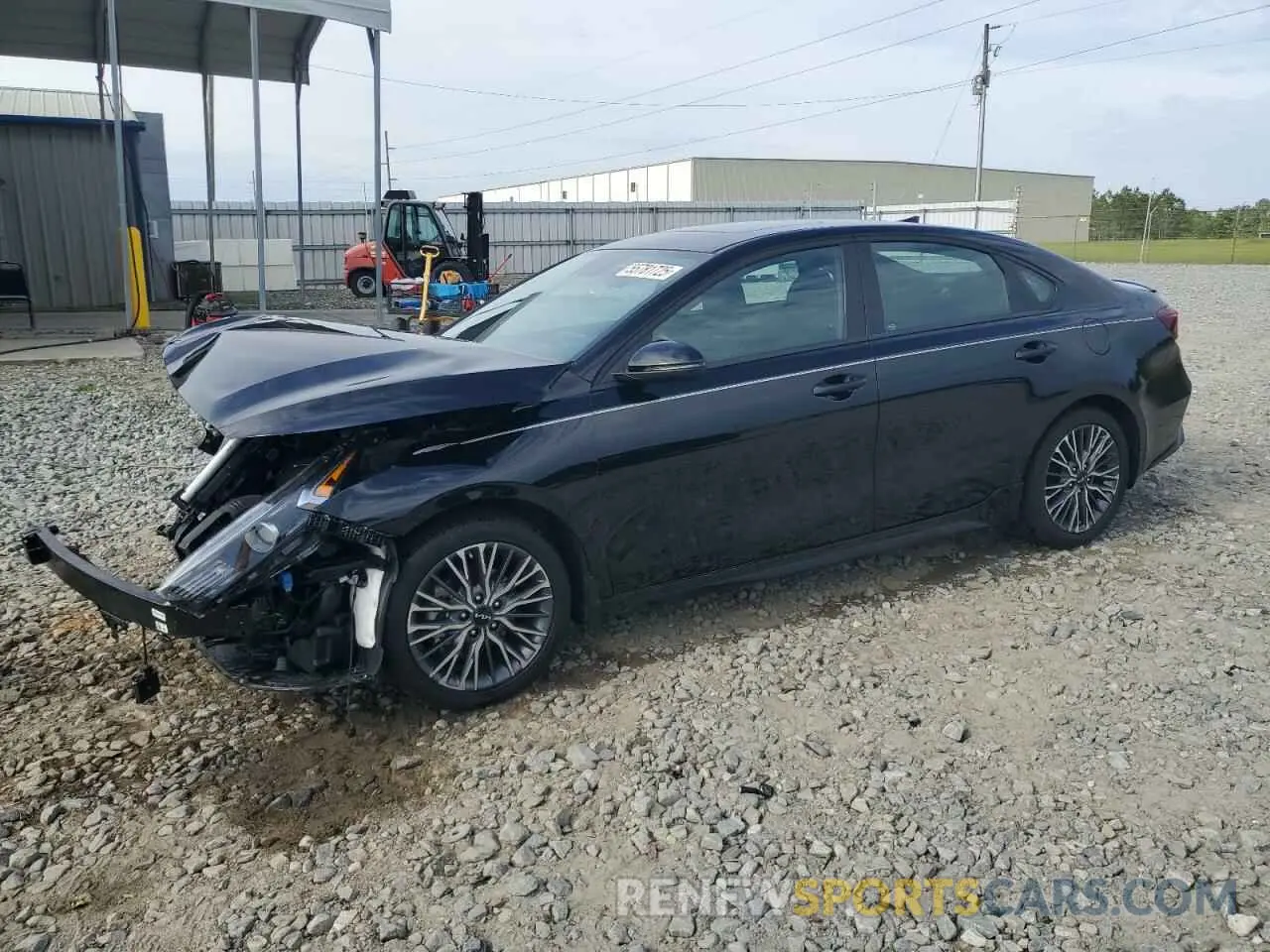 1 Photograph of a damaged car 3KPF54AD8RE815894 KIA FORTE 2024