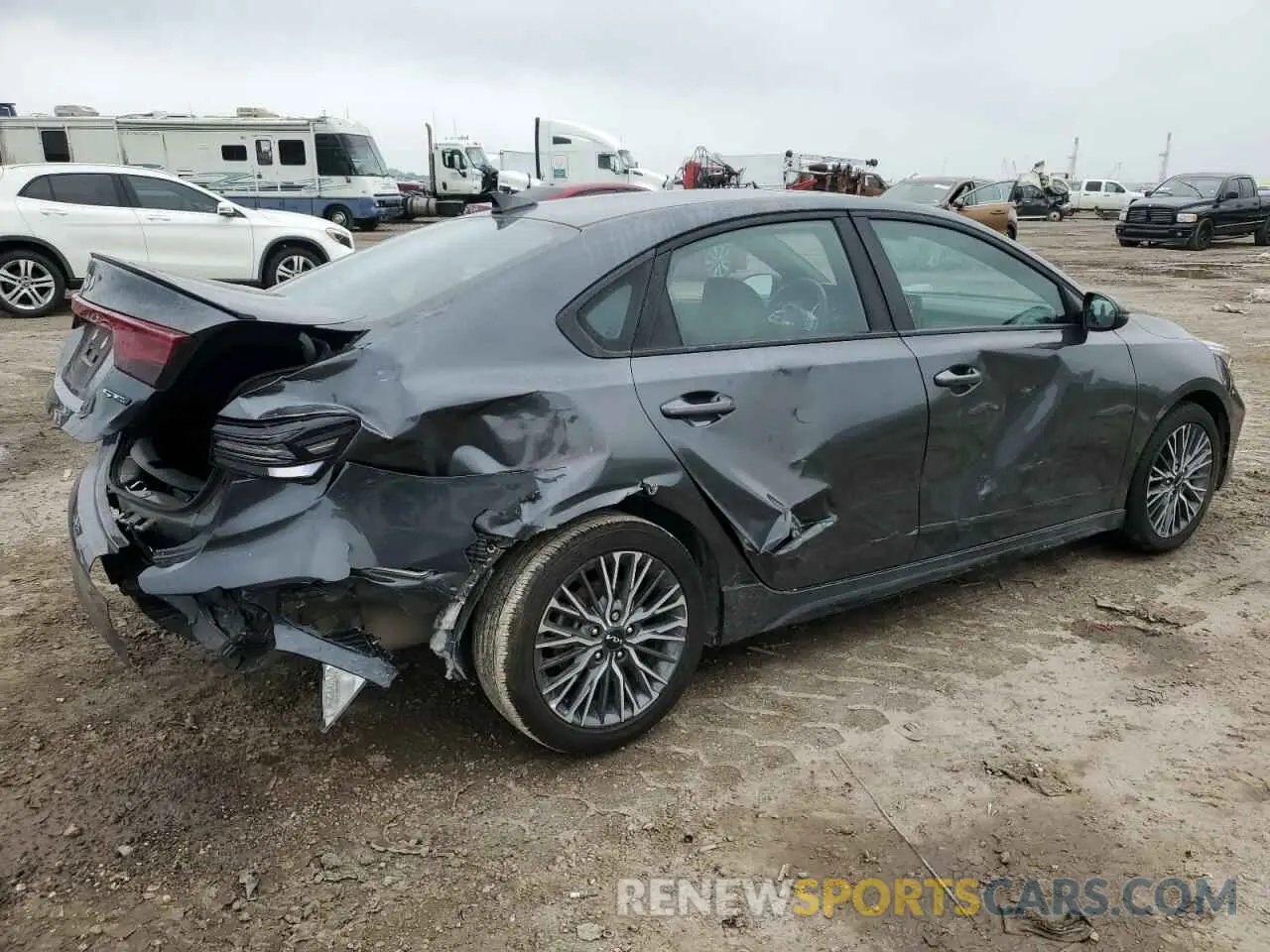 3 Photograph of a damaged car 3KPF54AD8RE834218 KIA FORTE 2024
