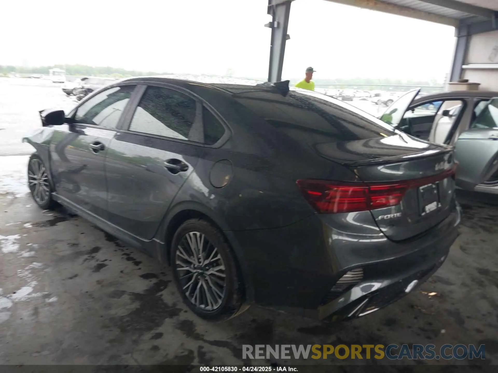 3 Photograph of a damaged car 3KPF54AD8RE834719 KIA FORTE 2024