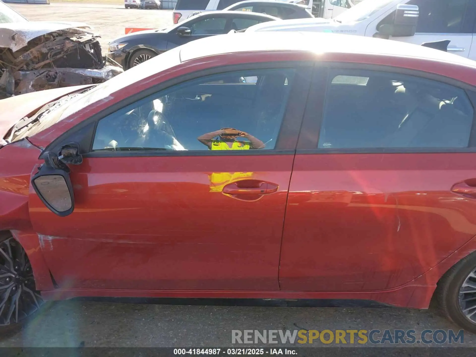 14 Photograph of a damaged car 3KPF54AD9RE735469 KIA FORTE 2024