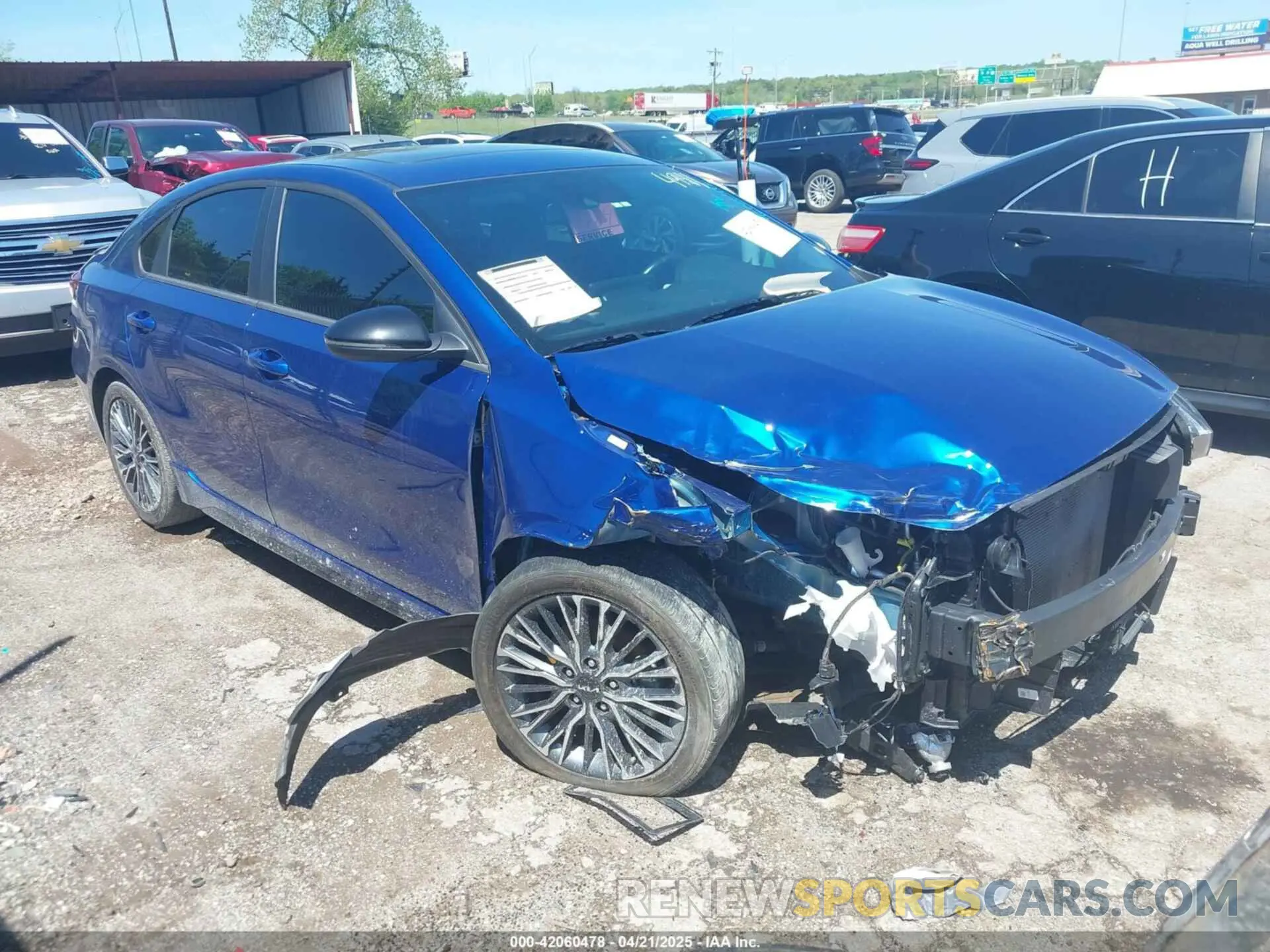 1 Photograph of a damaged car 3KPF54AD9RE764941 KIA FORTE 2024