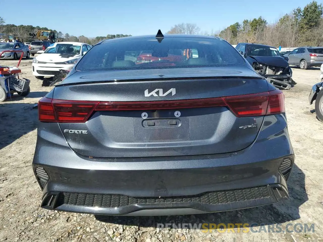 6 Photograph of a damaged car 3KPF54ADXRE751499 KIA FORTE 2024