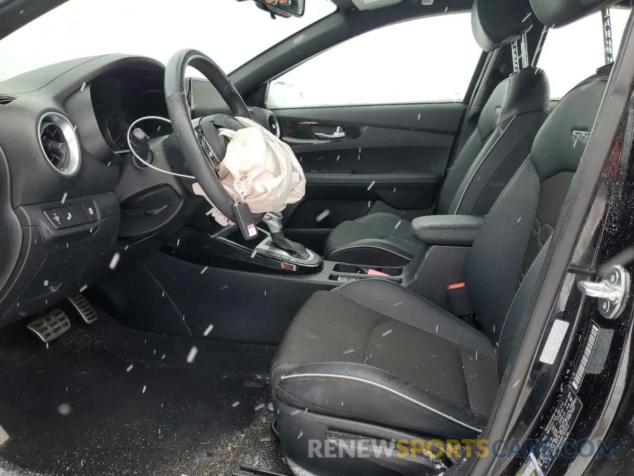 7 Photograph of a damaged car 3KPF54ADXRE763572 KIA FORTE 2024