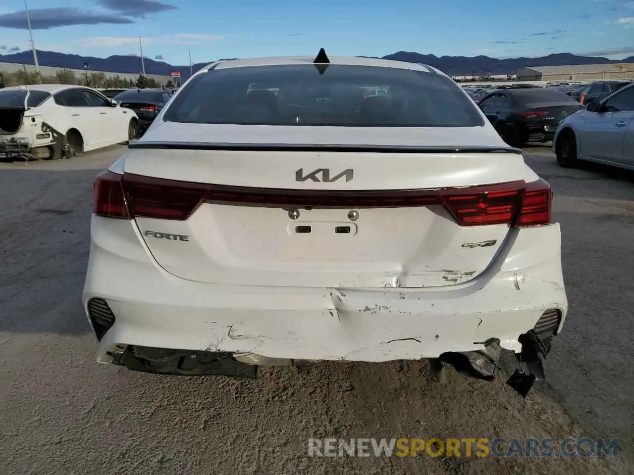 6 Photograph of a damaged car 3KPF54ADXRE769940 KIA FORTE 2024
