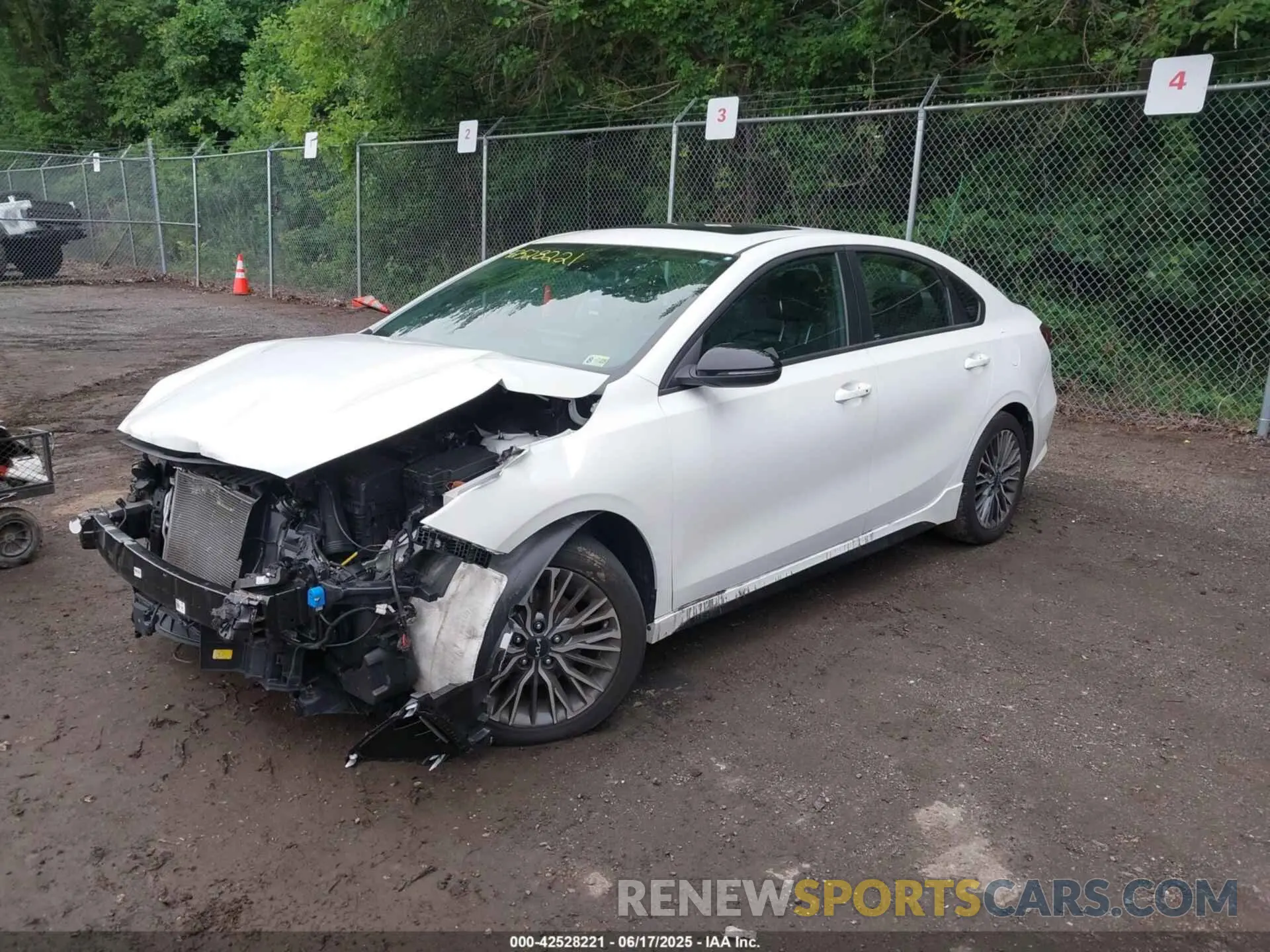 2 Photograph of a damaged car 3KPF54ADXRE816867 KIA FORTE 2024