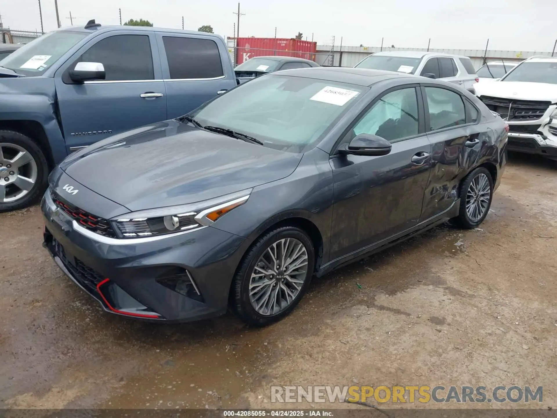 2 Photograph of a damaged car 3KPF54ADXRE833037 KIA FORTE 2024