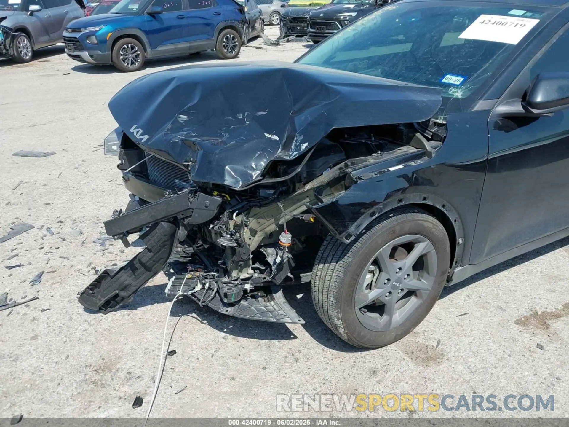 6 Photograph of a damaged car 3KPFT4DE0SE020337 KIA K4 2025