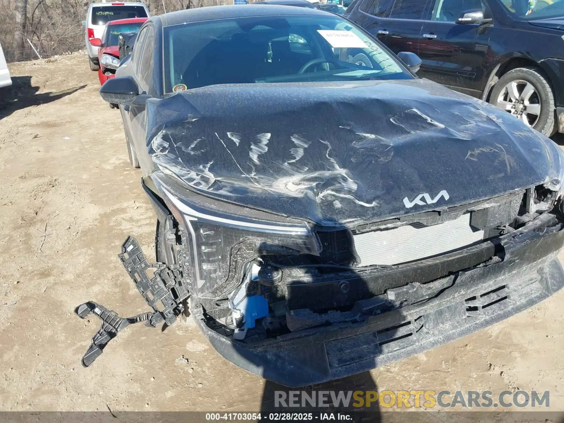 6 Photograph of a damaged car 3KPFT4DE0SE085186 KIA K4 2025