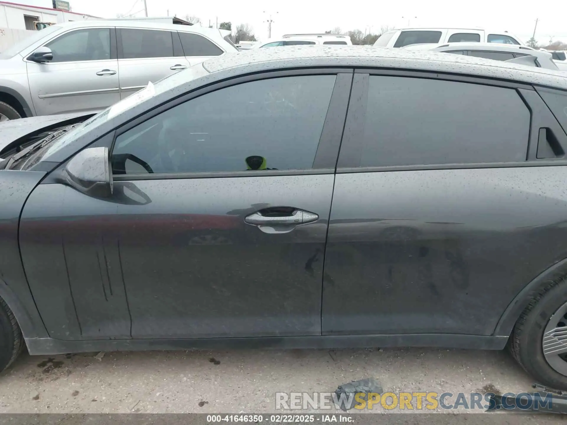 15 Photograph of a damaged car 3KPFT4DE2SE003488 KIA K4 2025