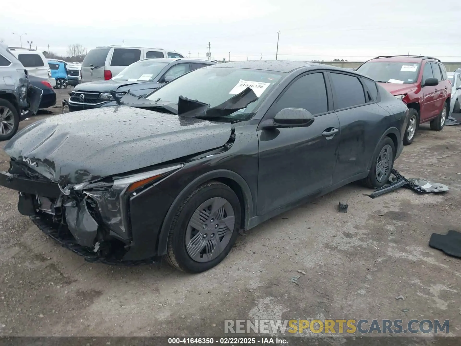2 Photograph of a damaged car 3KPFT4DE2SE003488 KIA K4 2025