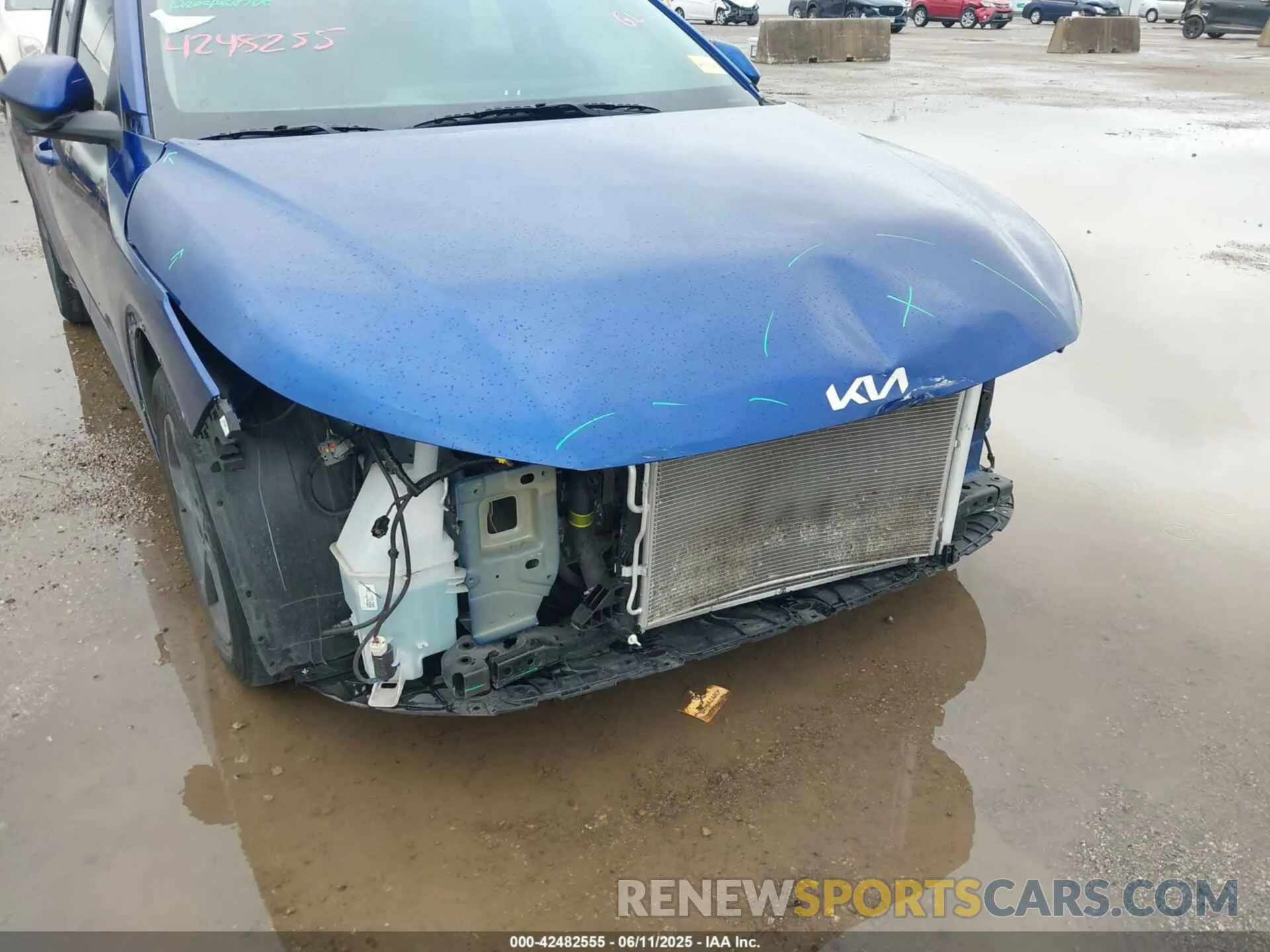 6 Photograph of a damaged car 3KPFT4DE2SE027886 KIA K4 2025