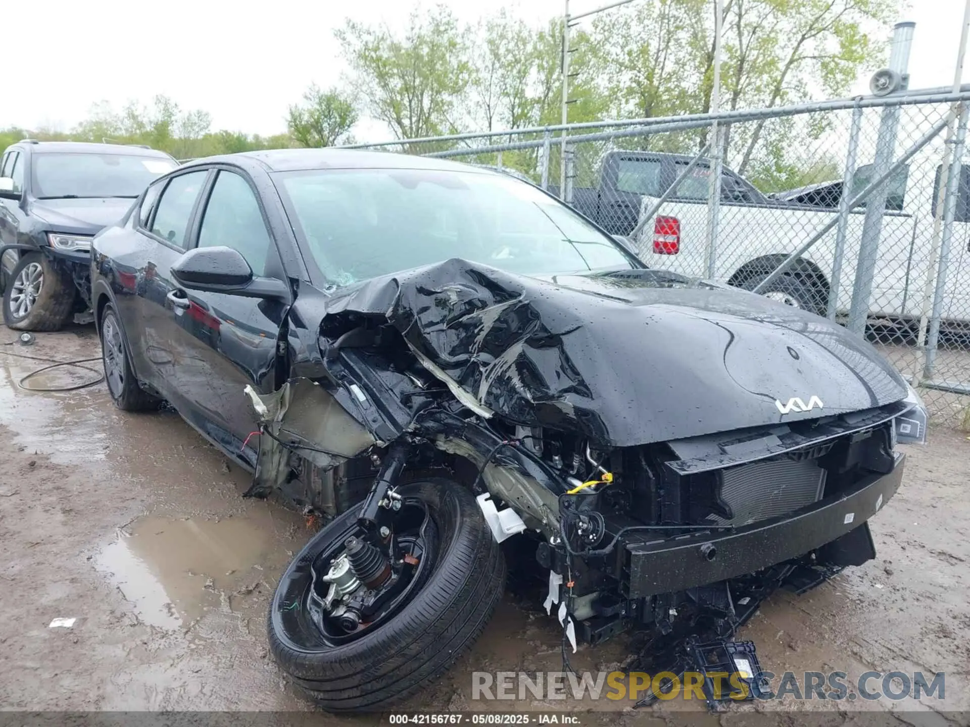 1 Photograph of a damaged car 3KPFT4DE2SE034725 KIA K4 2025