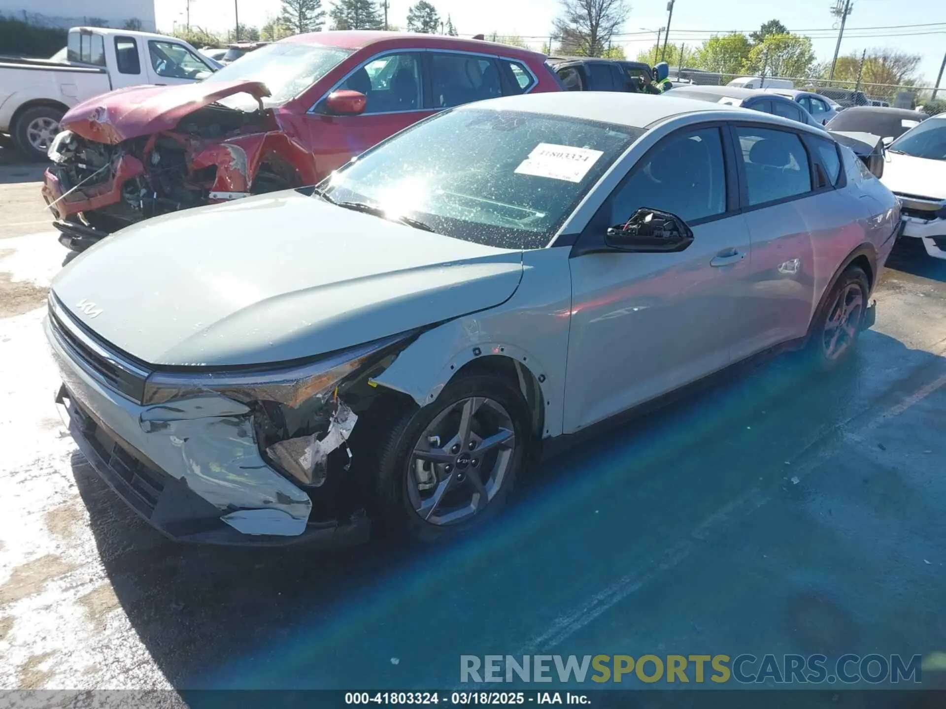 2 Photograph of a damaged car 3KPFT4DE2SE040962 KIA K4 2025