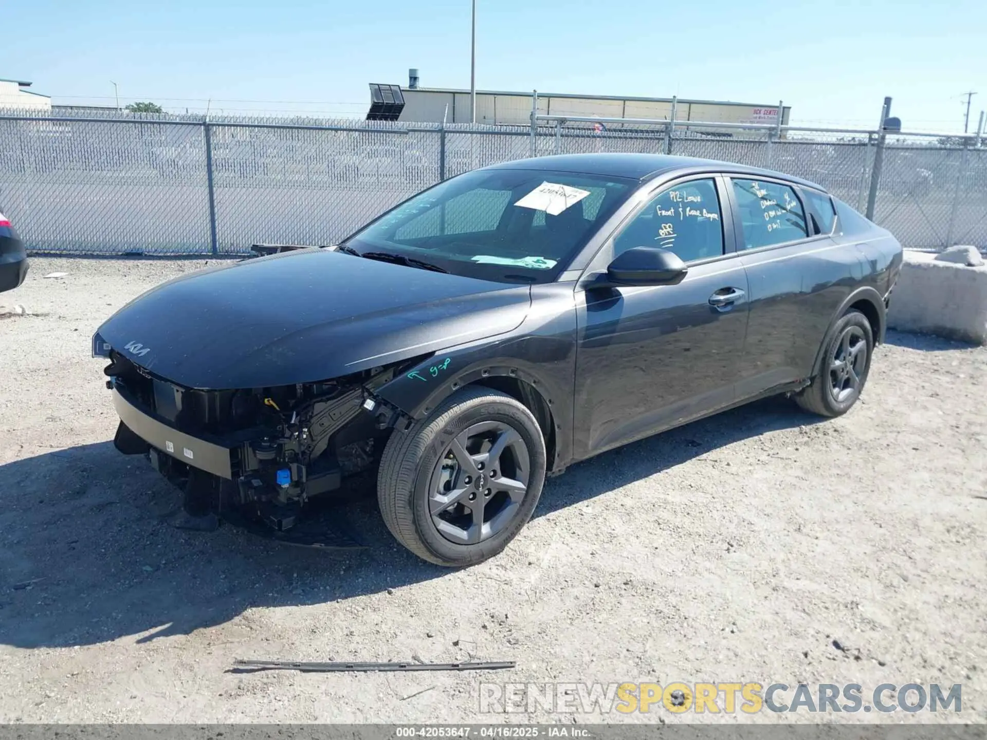 2 Photograph of a damaged car 3KPFT4DE2SE060628 KIA K4 2025